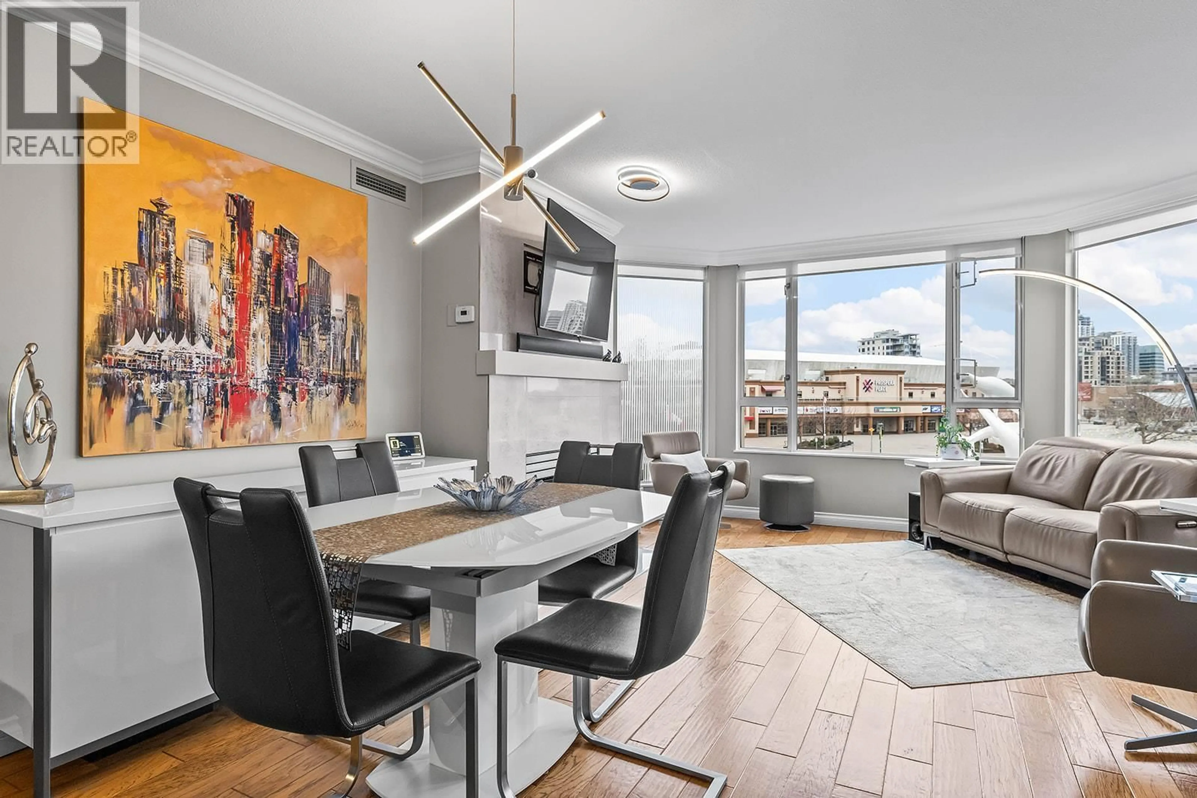 Dining room, unknown for 302 - 1160 SUNSET DRIVE, Kelowna British Columbia V1Y9P7