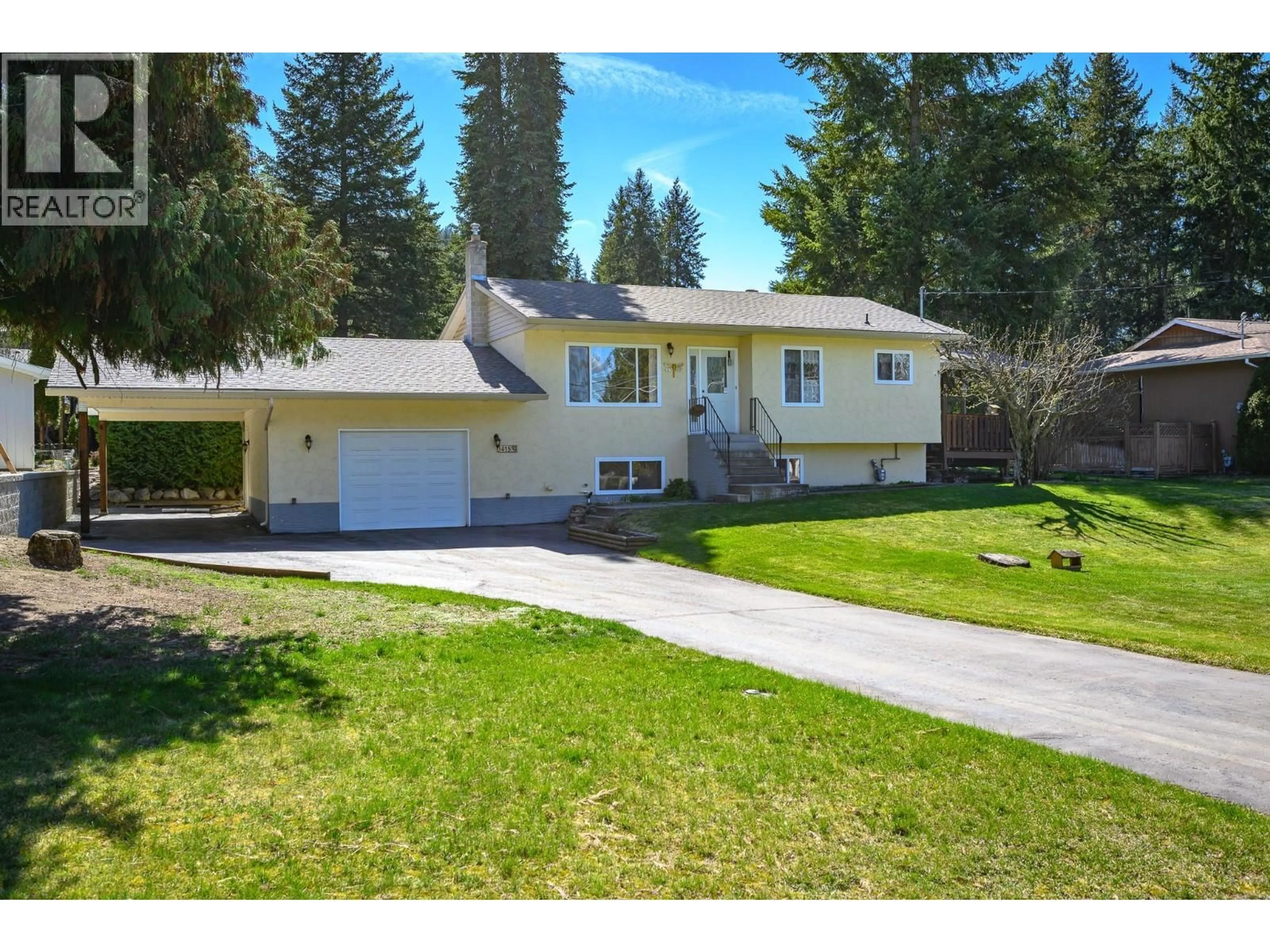 A pic from outside/outdoor area/front of a property/back of a property/a pic from drone, street for 3415 LOCKHART DRIVE, Spallumcheen British Columbia V4Y0S8