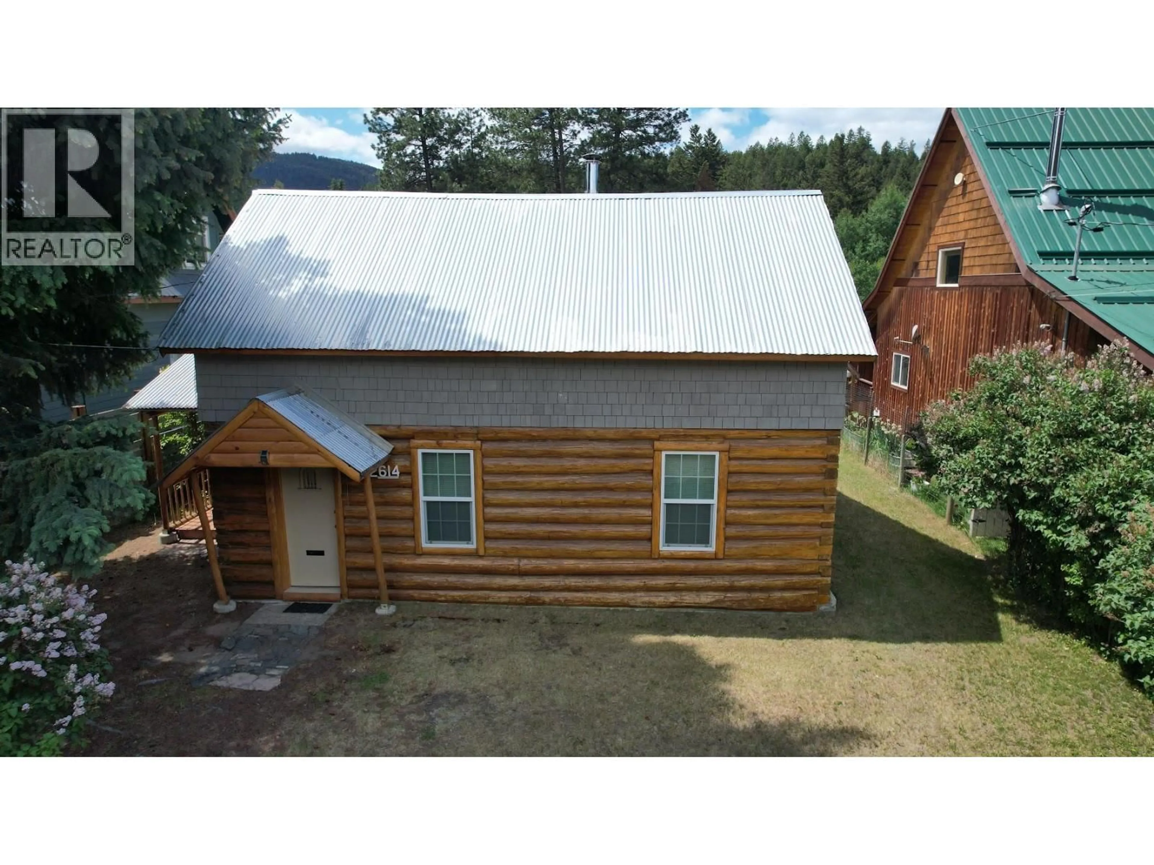 A pic from outside/outdoor area/front of a property/back of a property/a pic from drone, building for 2614 OTTER AVENUE, Coalmont-Tulameen British Columbia V0X1W0