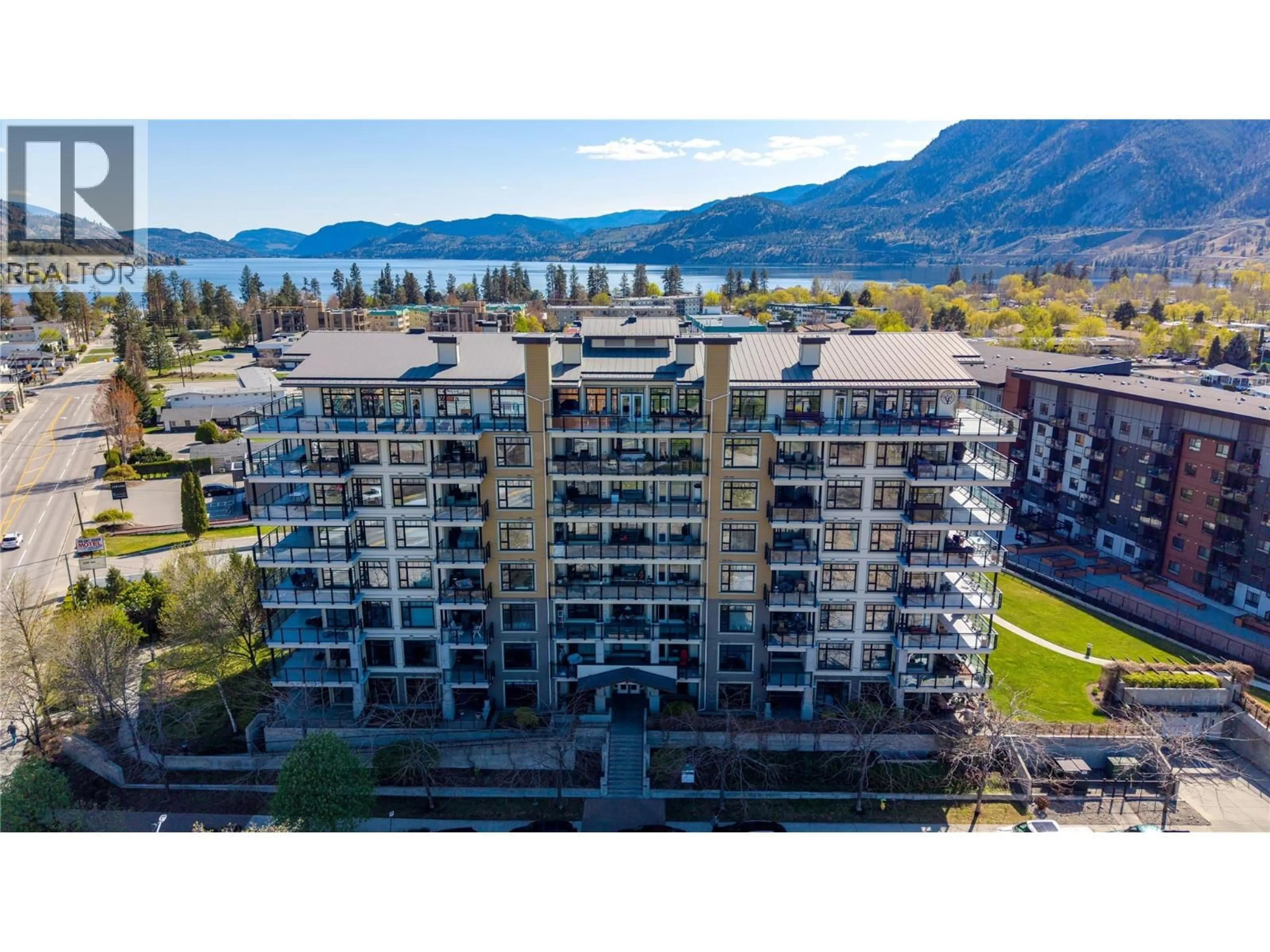 A pic from outside/outdoor area/front of a property/back of a property/a pic from drone, water/lake/river/ocean view for 201 - 3301 SKAHA LAKE ROAD, Penticton British Columbia V2A6G6