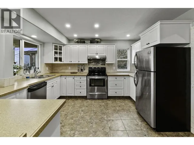 712 CREEKSIDE ROAD, Penticton 4