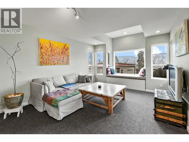 712 CREEKSIDE ROAD, Penticton 5