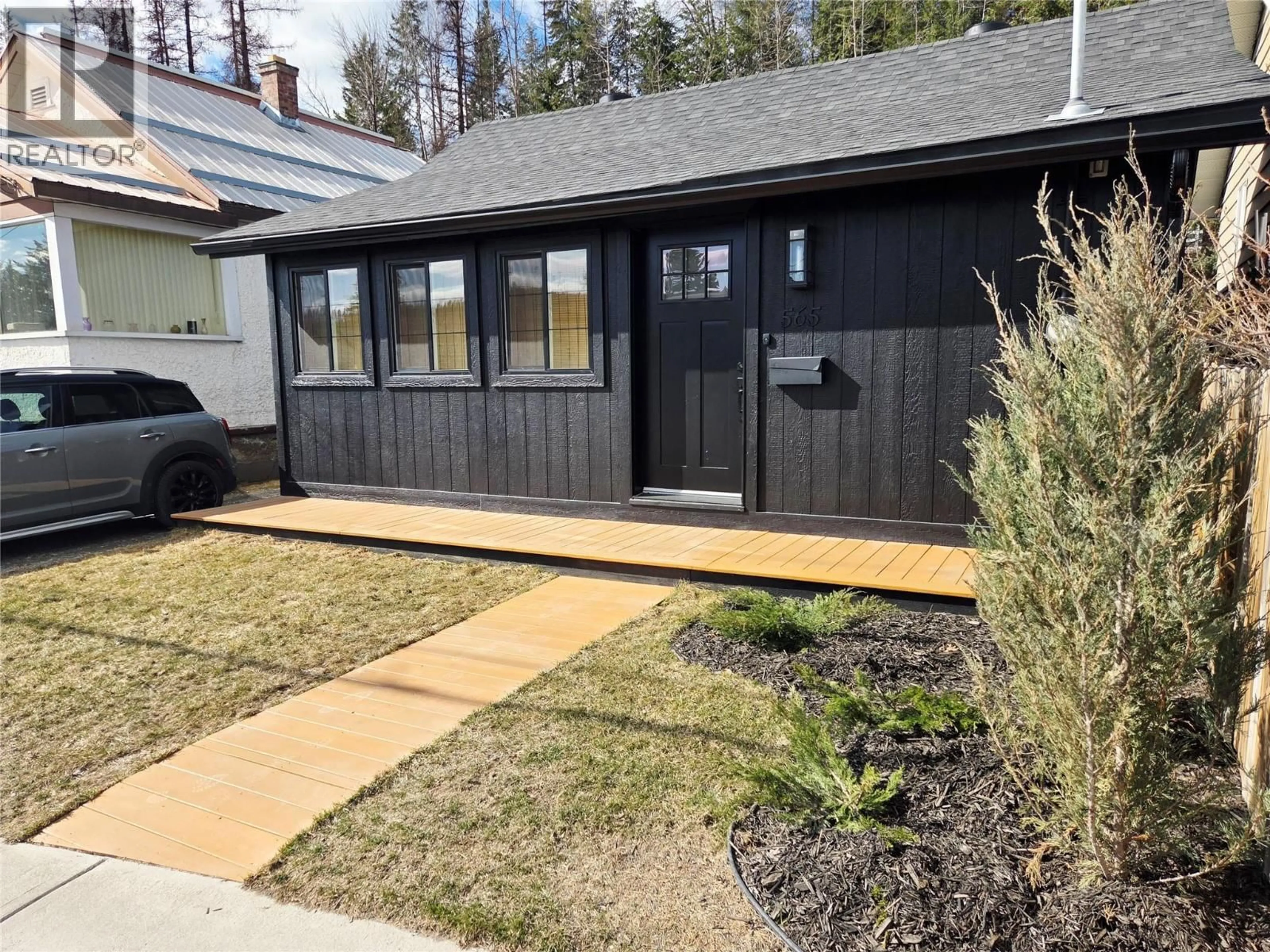 Unknown for 565 WALLINGER AVENUE, Kimberley British Columbia V1A1Z8