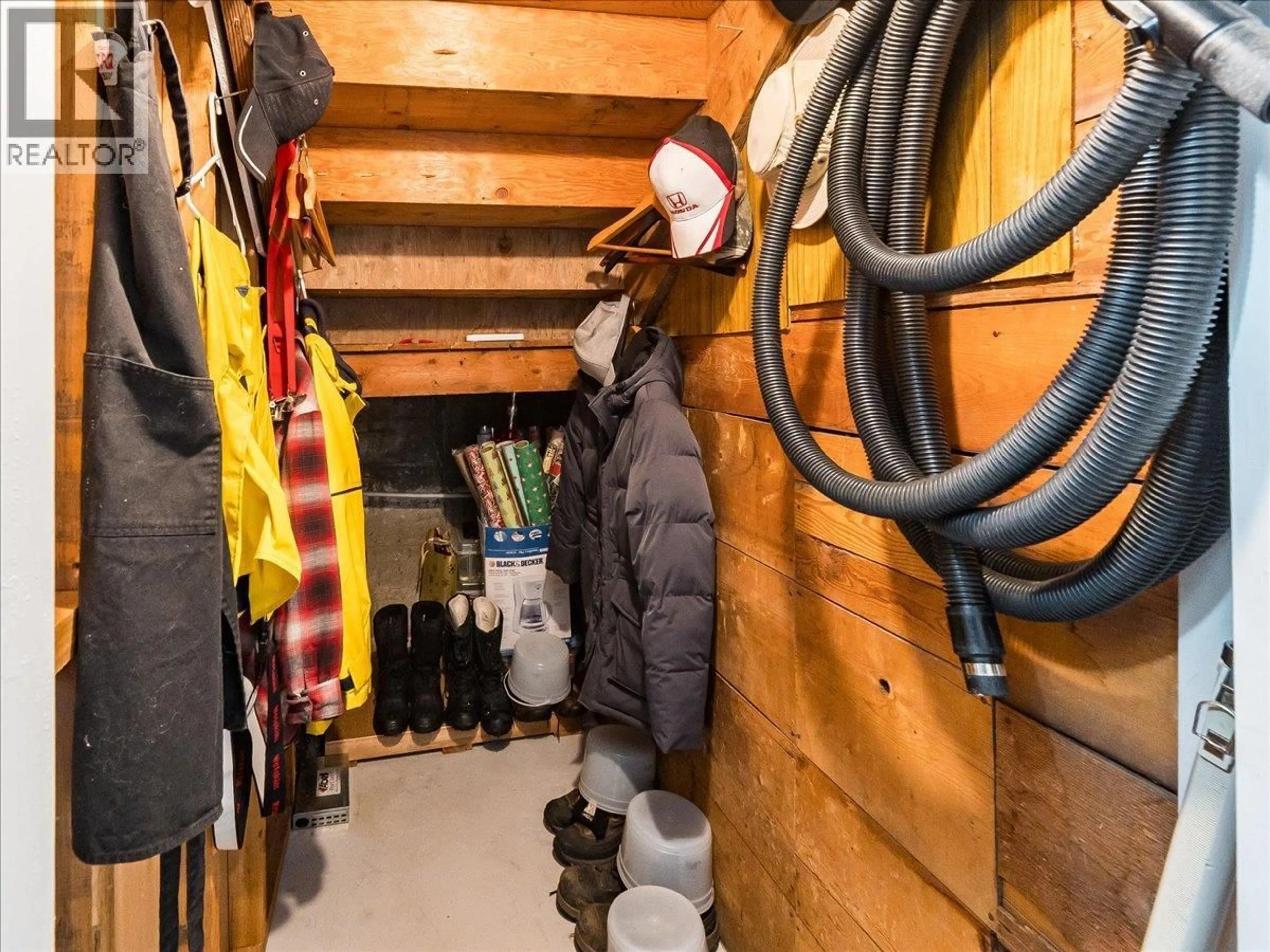 Storage room or clothes room or walk-in closet for 1663 MORAN ROAD ROAD, Thrums British Columbia V1N4N5