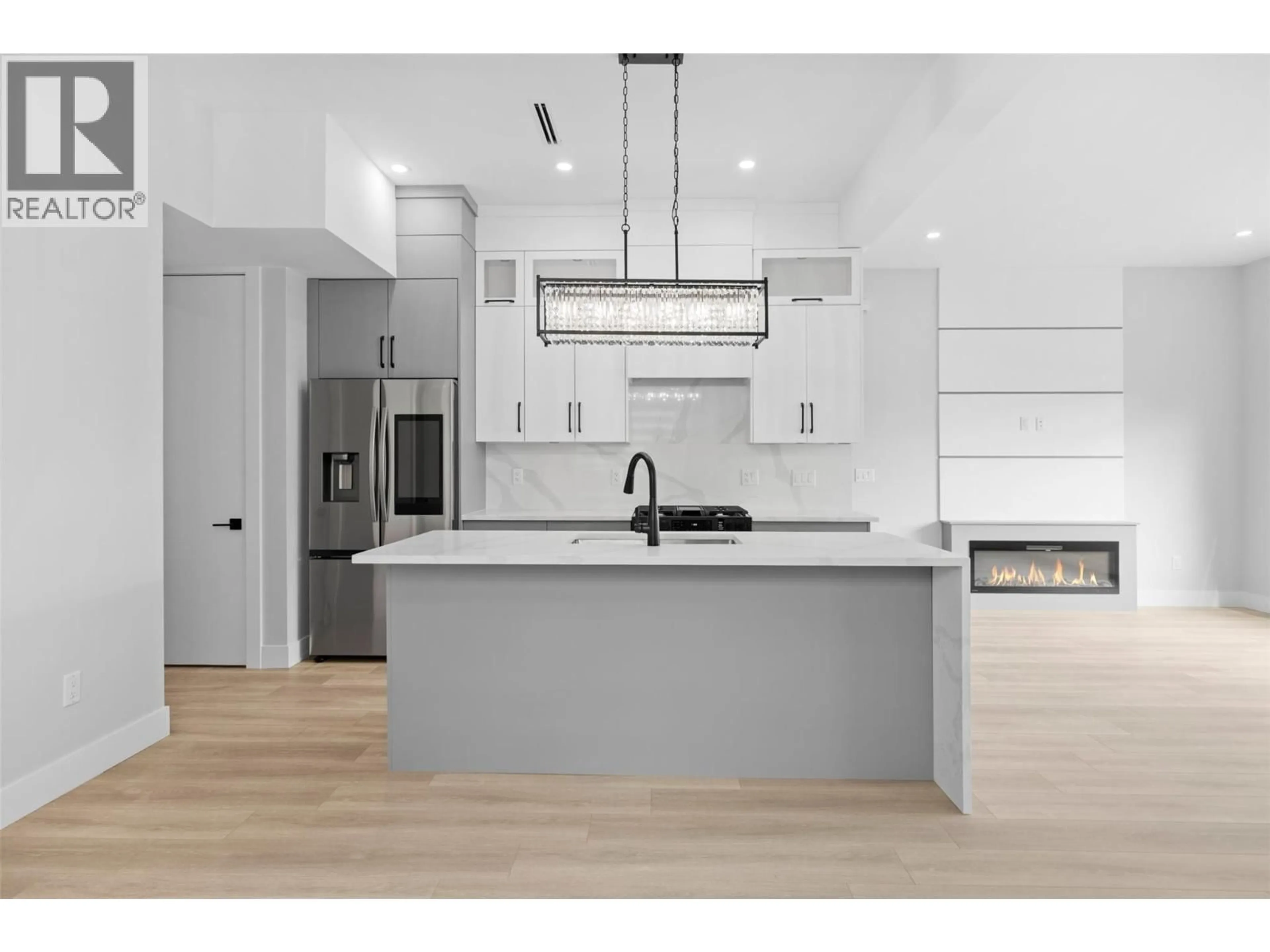 Open concept kitchen, unknown for 2 - 954 STOCKWELL AVENUE, Kelowna British Columbia V1Y6W2