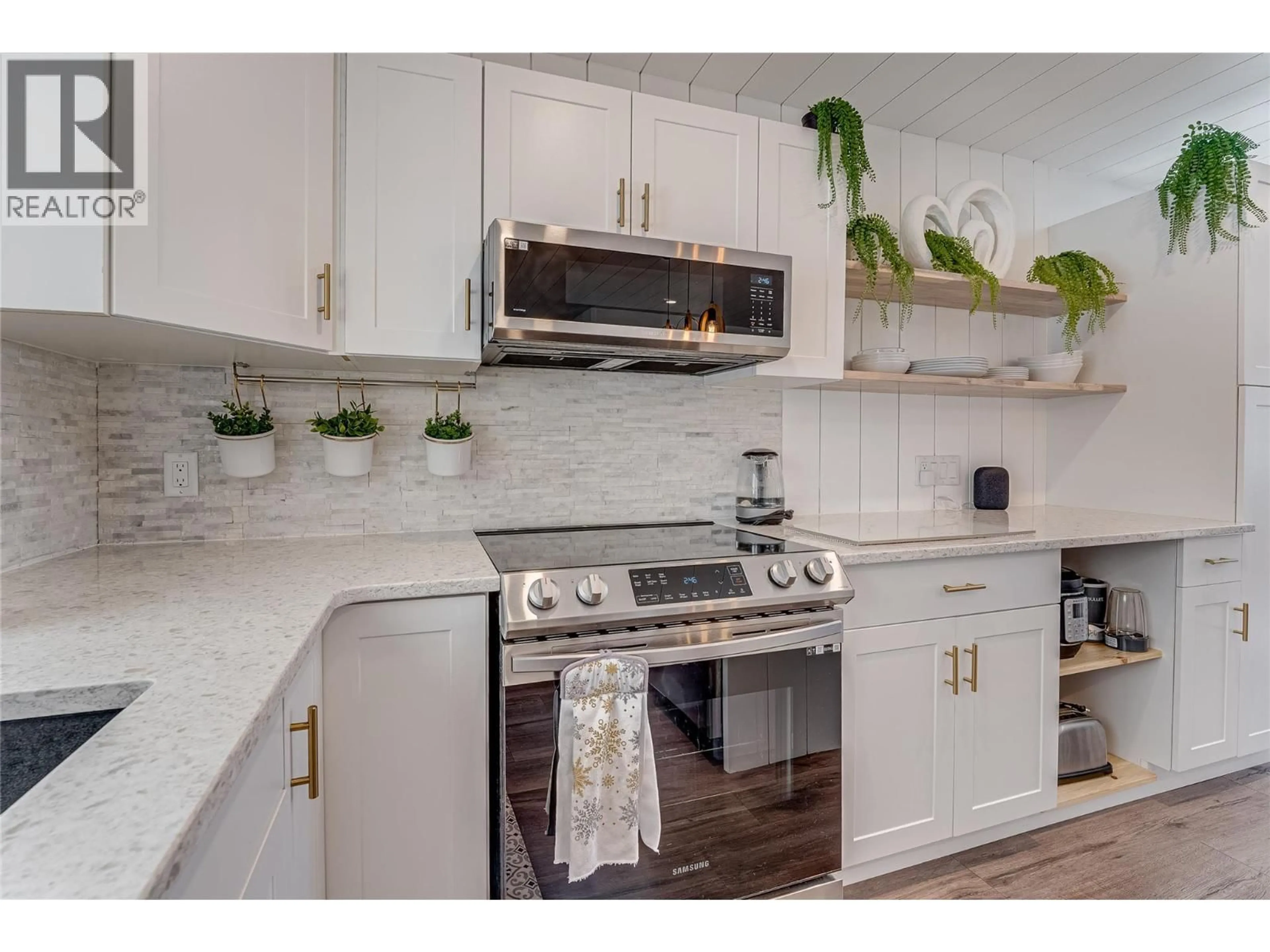 Open concept kitchen, unknown for 4 - 3930 20 STREET, Vernon British Columbia V1T4C9