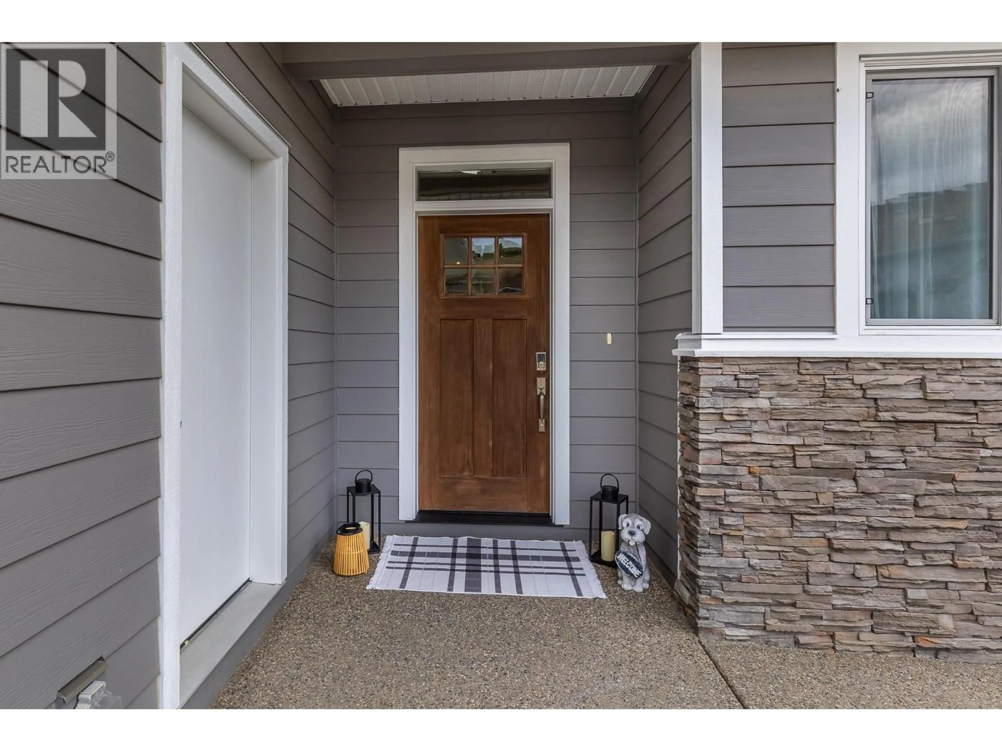 Indoor entryway for 6666 BLACKCOMB WAY, Vernon British Columbia V1B0A2