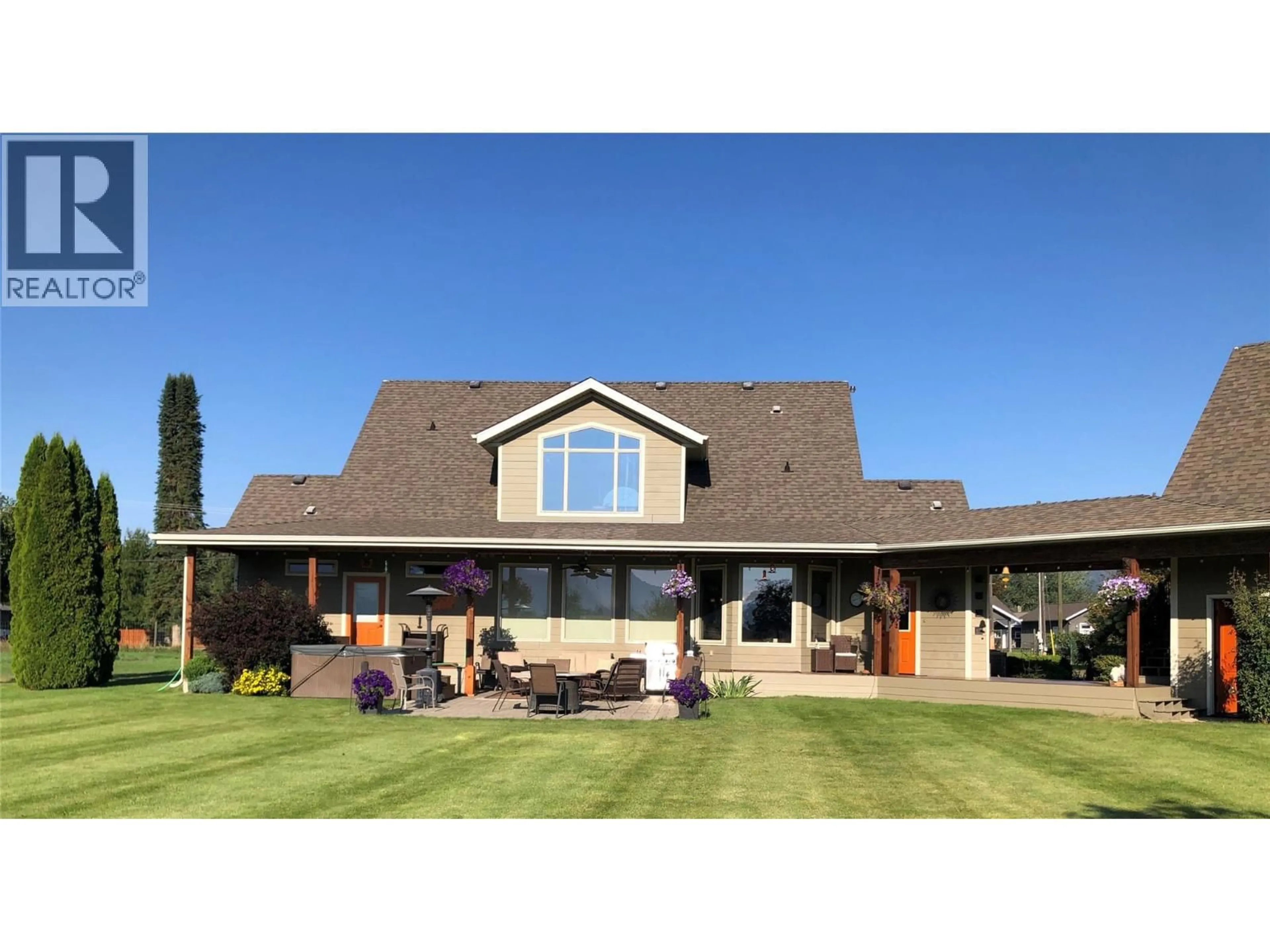Home with vinyl exterior material, unknown for 6240 NURSERY ROAD, Grand Forks British Columbia V0H1H9