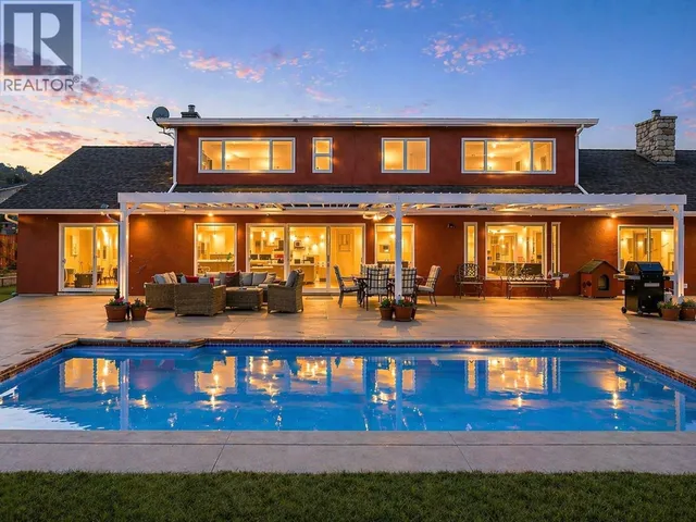 855 ROSS AVENUE, Penticton 2