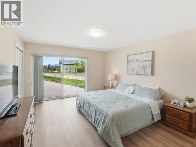 855 ROSS AVENUE, Penticton 4