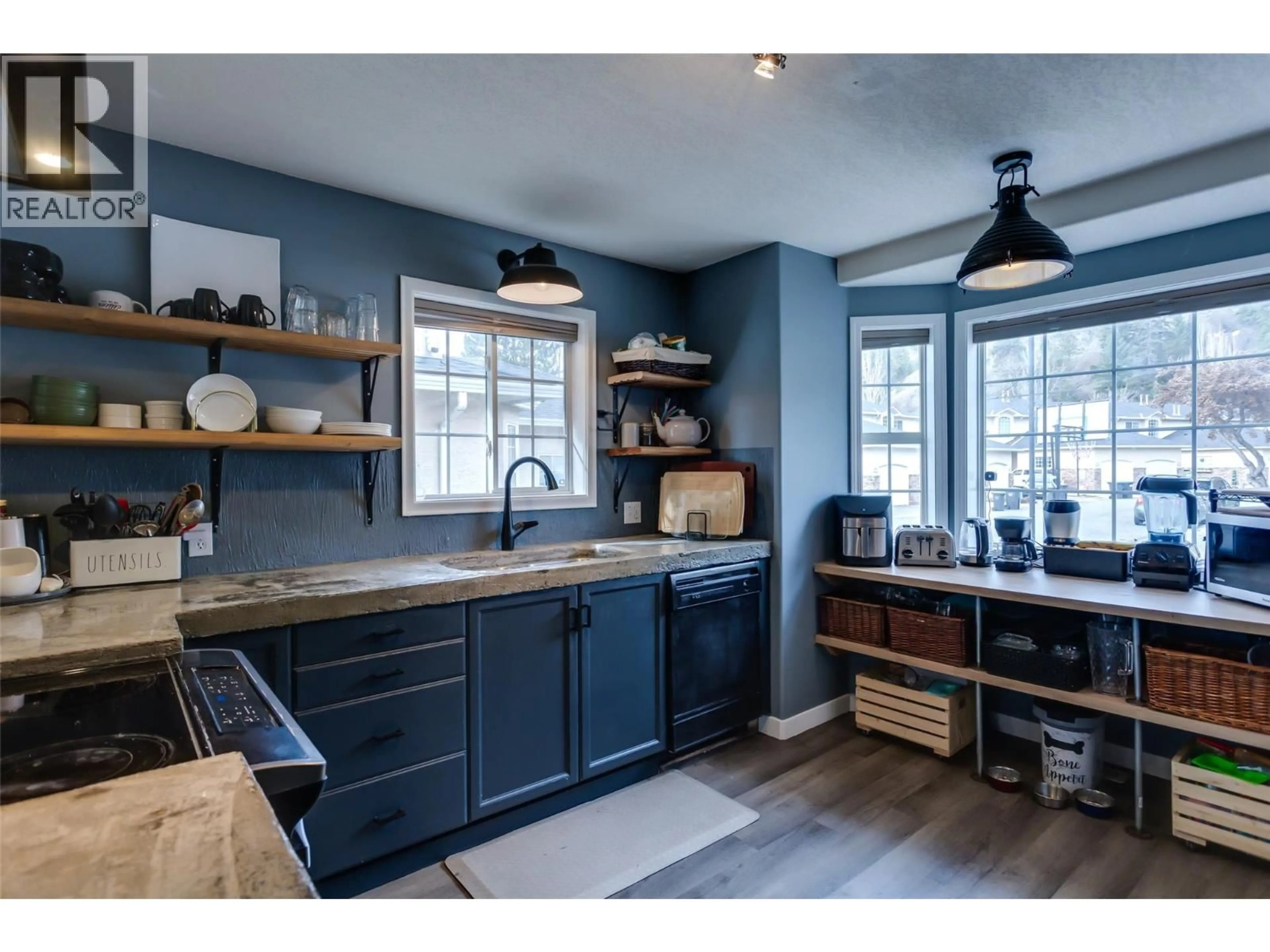 Open concept kitchen, unknown for 5 - 527 YATES ROAD, Kelowna British Columbia V1V1Z5