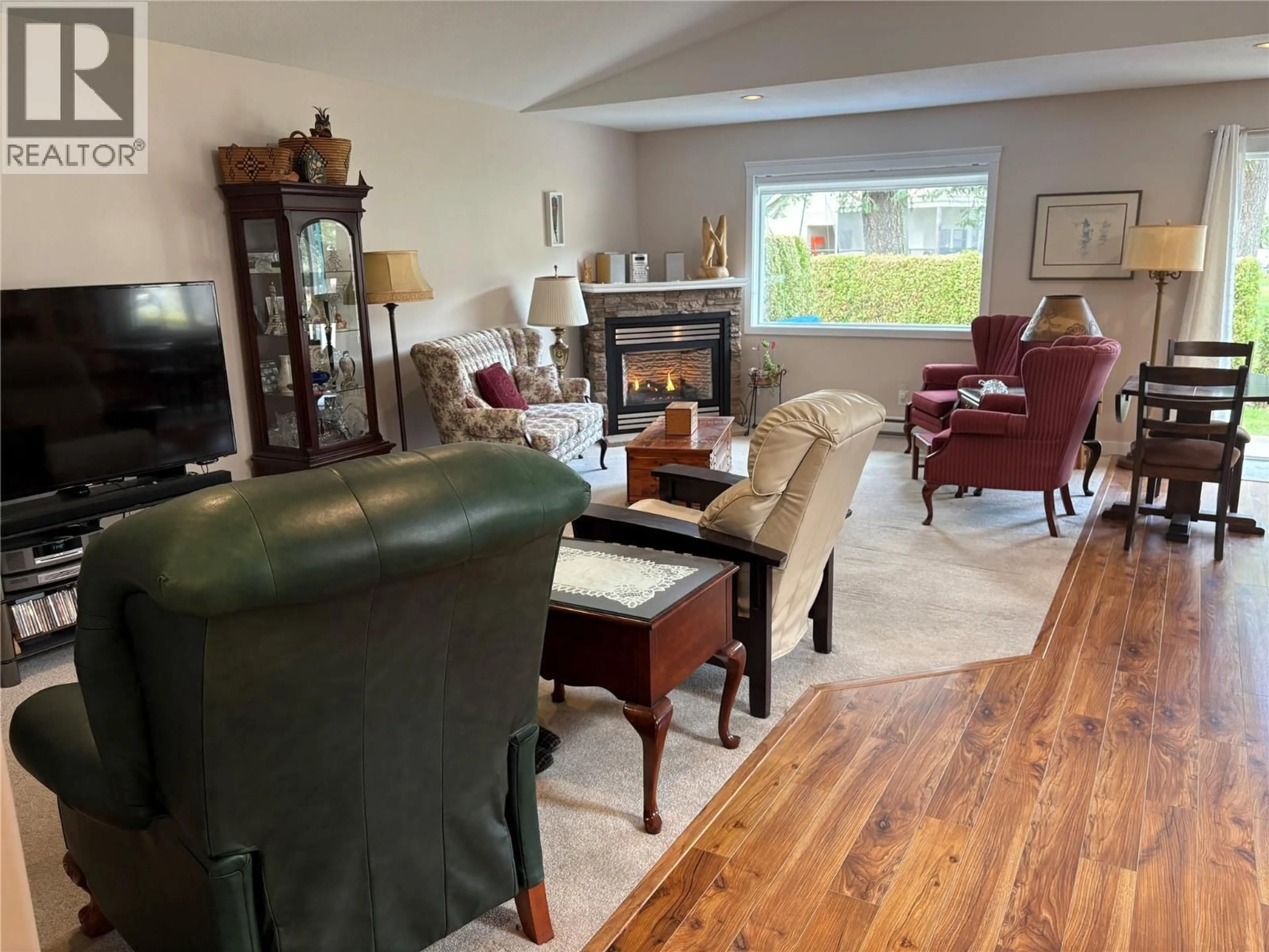 Living room with furniture, unknown for 16 - 312 ARBUTUS STREET, Chase British Columbia V0E1M0