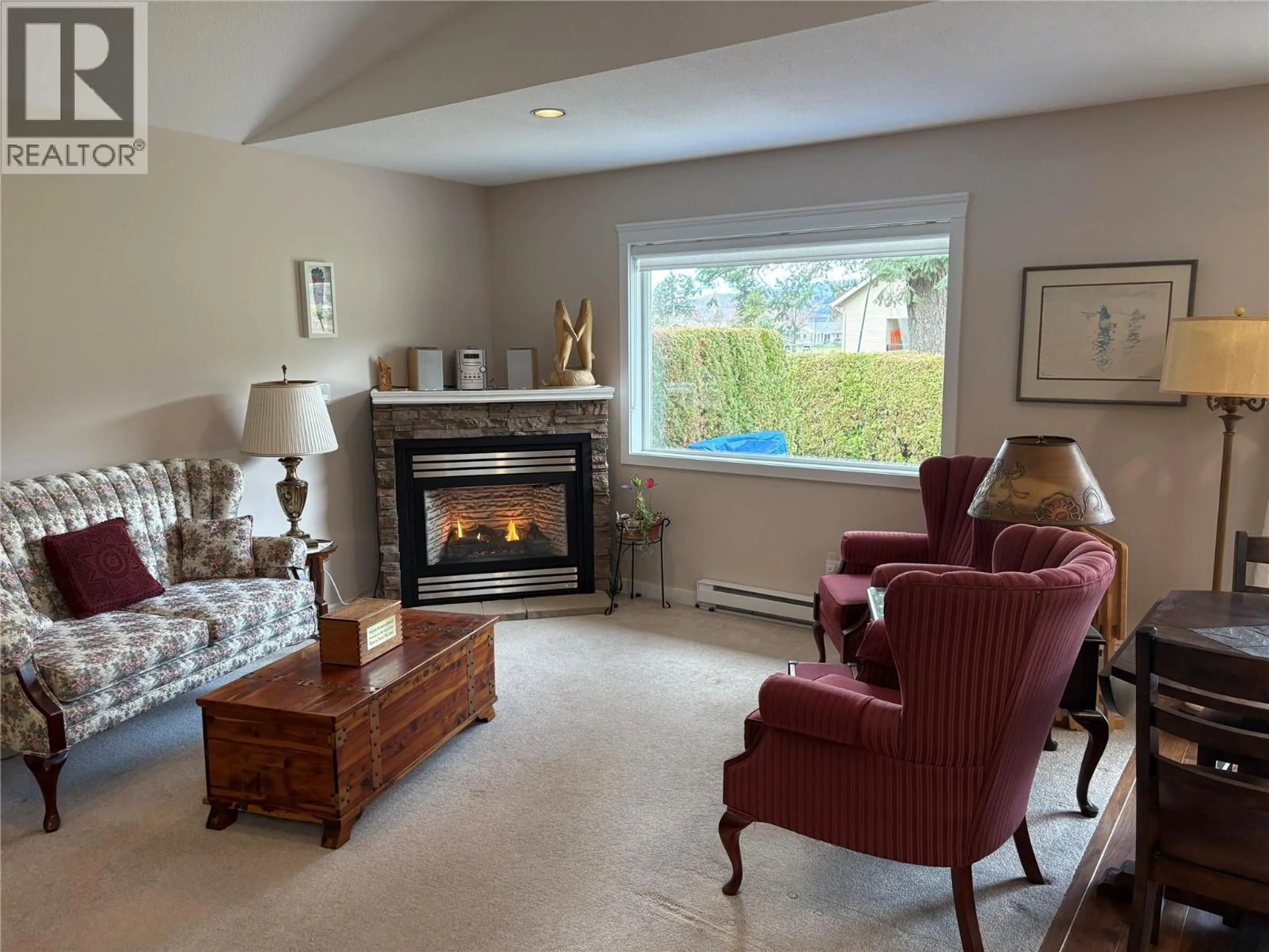 Living room with furniture, unknown for 16 - 312 ARBUTUS STREET, Chase British Columbia V0E1M0