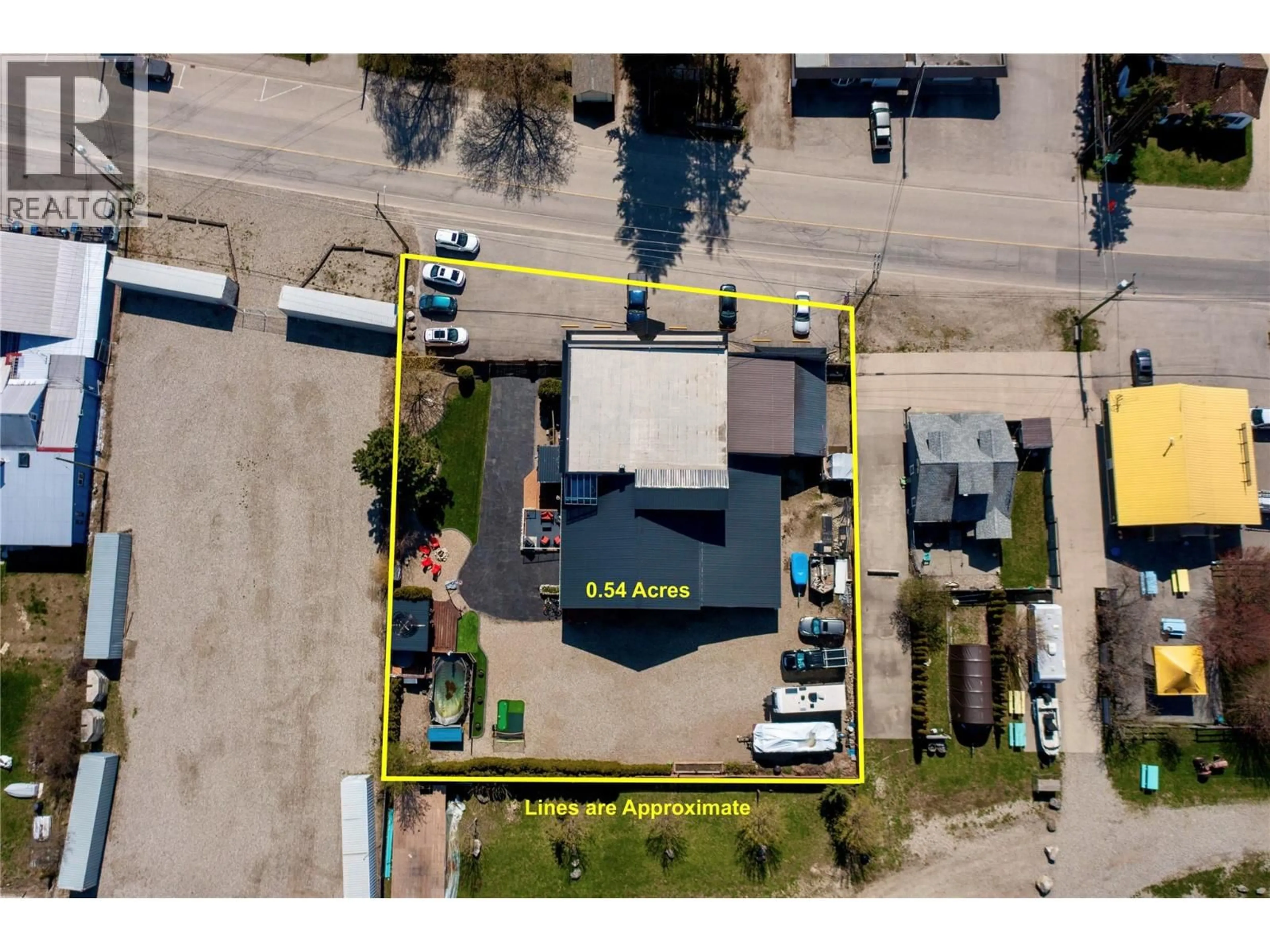 A pic from outside/outdoor area/front of a property/back of a property/a pic from drone, street for 314 FINLAYSON STREET, Sicamous British Columbia V0E2V0