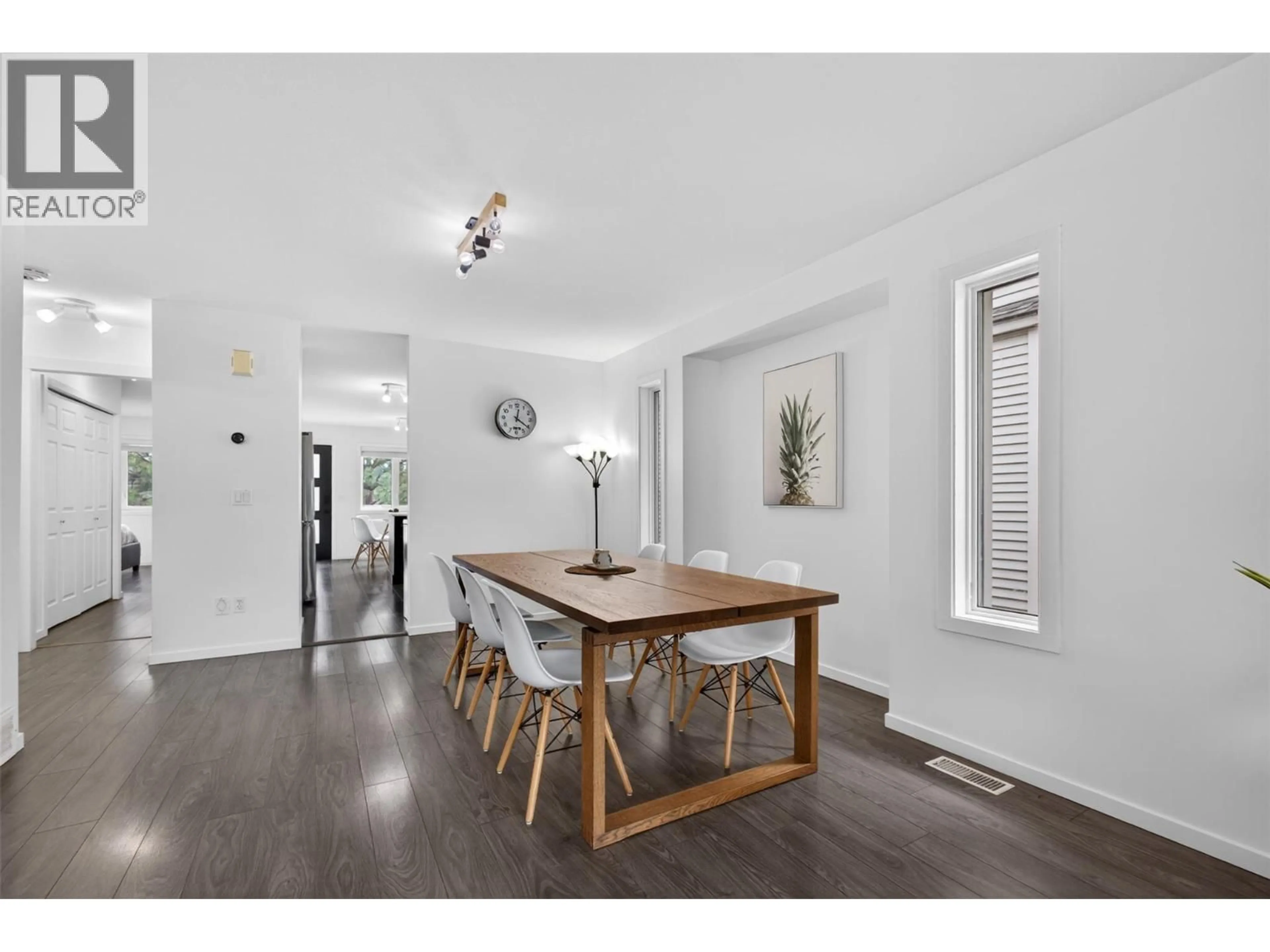 Dining room, wood/laminate floor for 35 - 2210 HORIZON DRIVE, West Kelowna British Columbia V1Z3L4