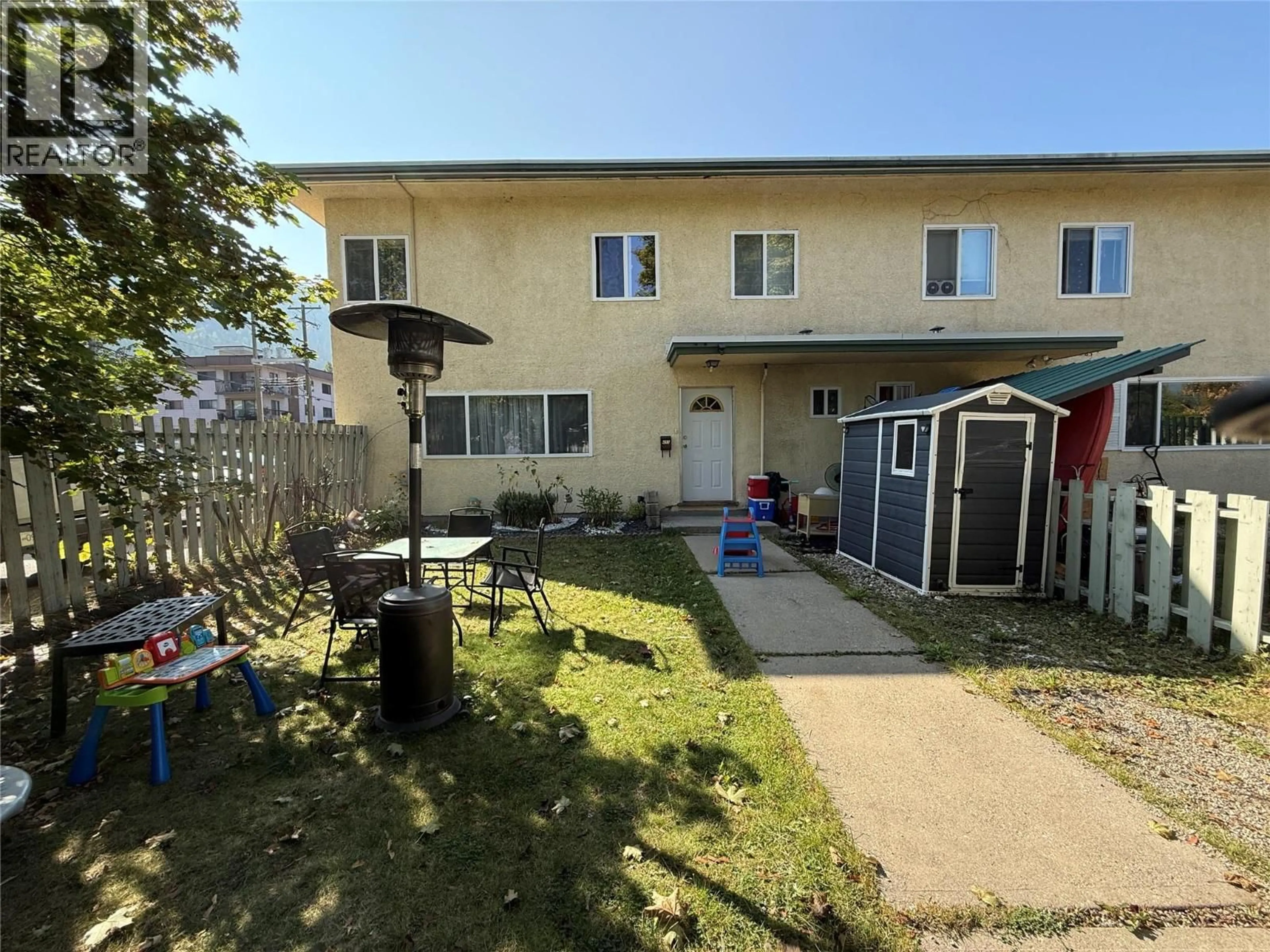 Patio, street for 455 RICHARDS STREET WEST, Nelson British Columbia V1L3K2