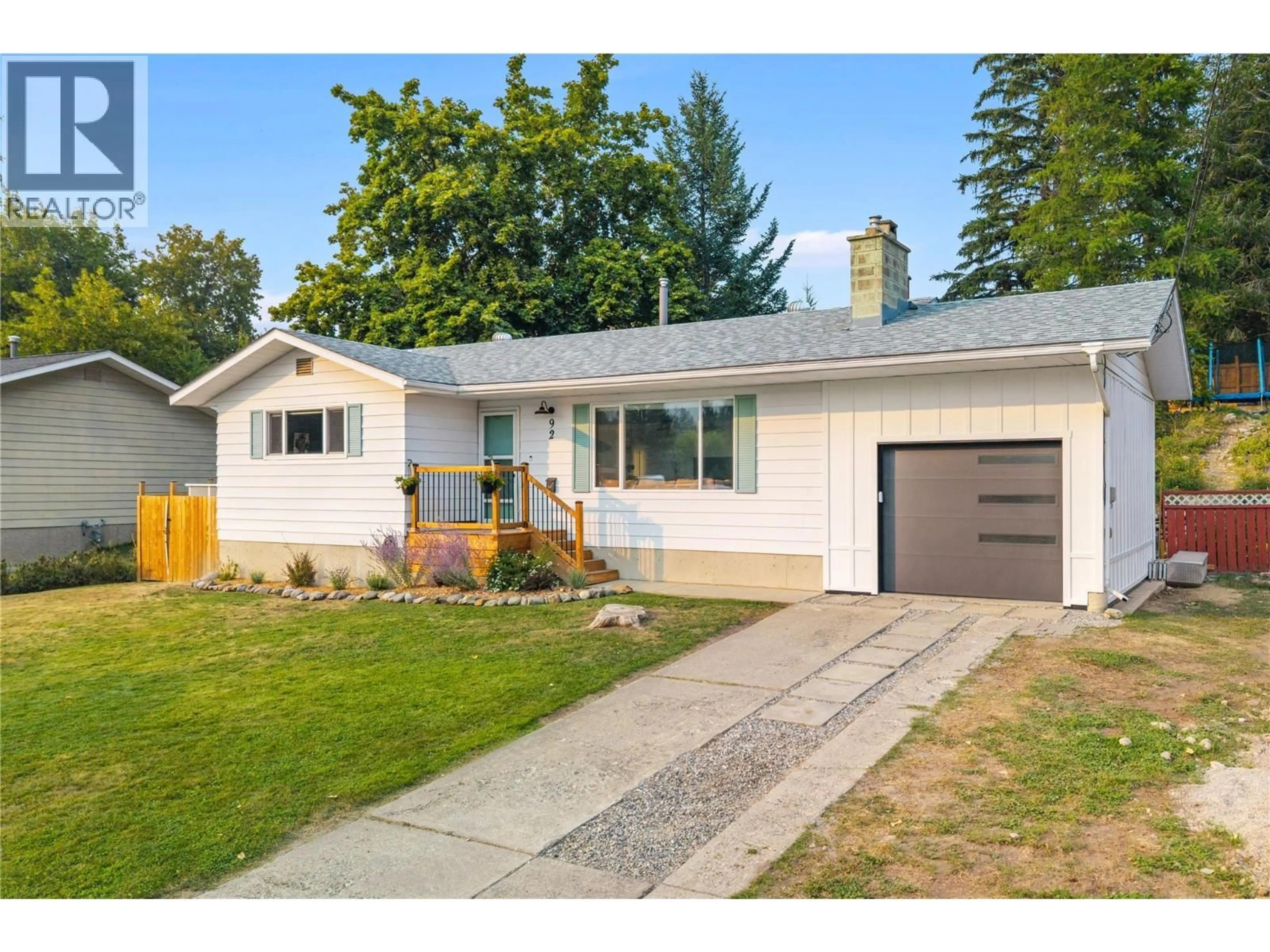 Home with vinyl exterior material, street for 92 103RD AVENUE, Kimberley British Columbia V1A3A5