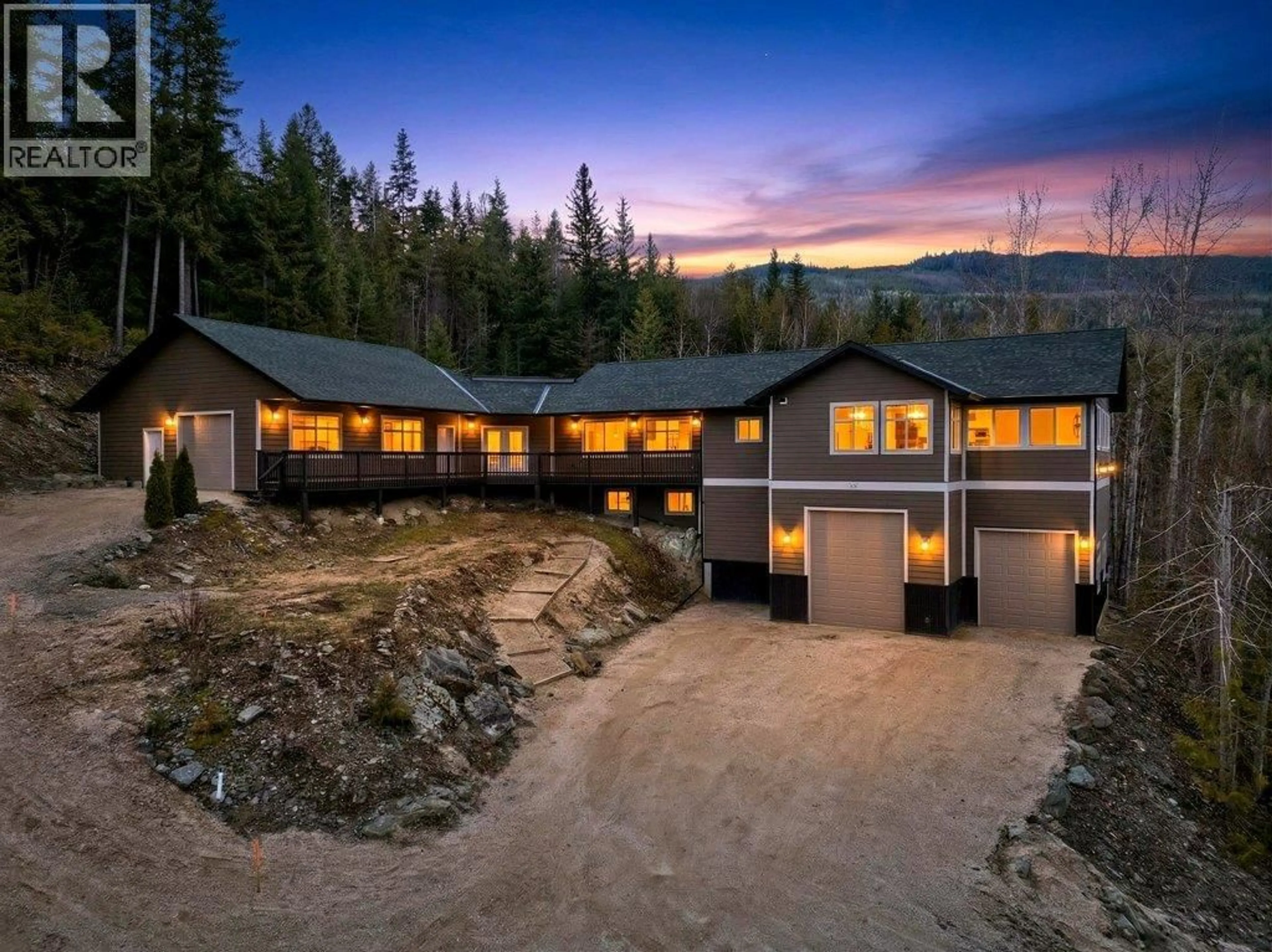 A pic from outside/outdoor area/front of a property/back of a property/a pic from drone, mountain view for 5058 HERITAGE DRIVE, Eagle Bay British Columbia V0E1T0