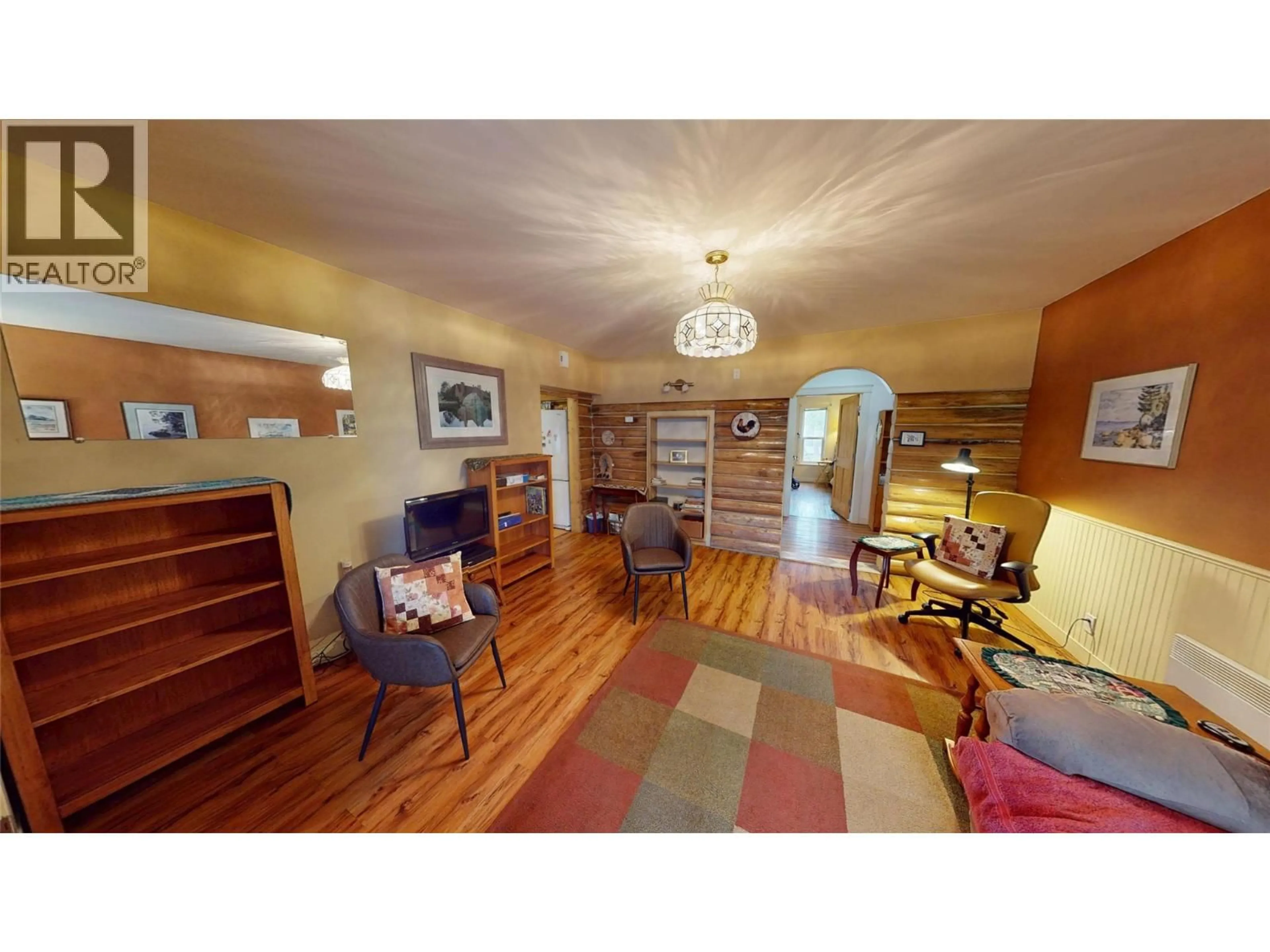 A pic of a room for 805 16TH AVENUE SOUTH, Creston British Columbia V0B1G3