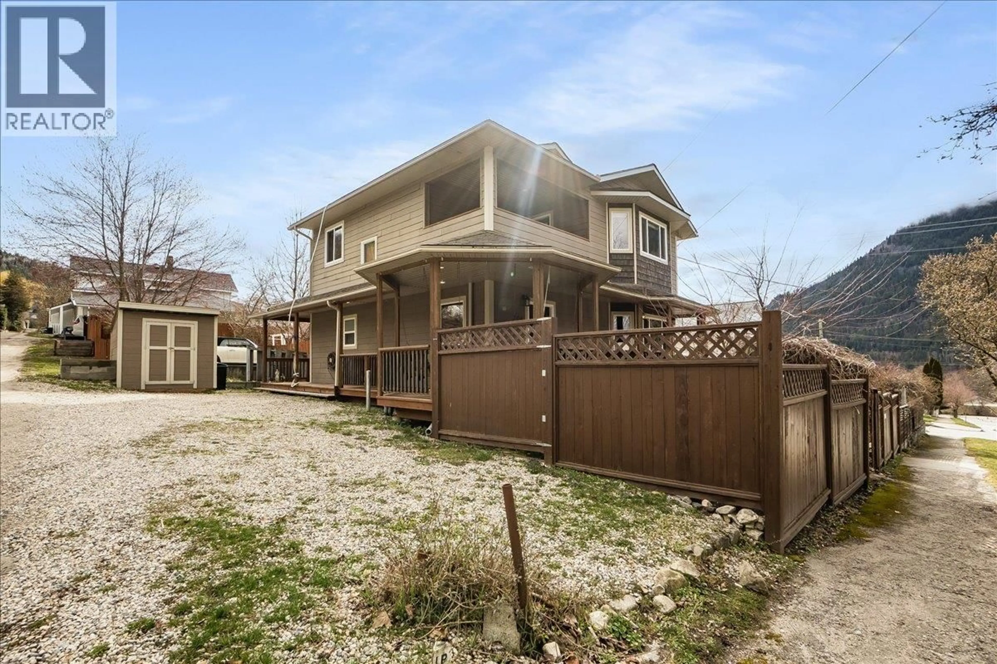 Unknown for 704 FELL STREET, Nelson British Columbia V1l3M9