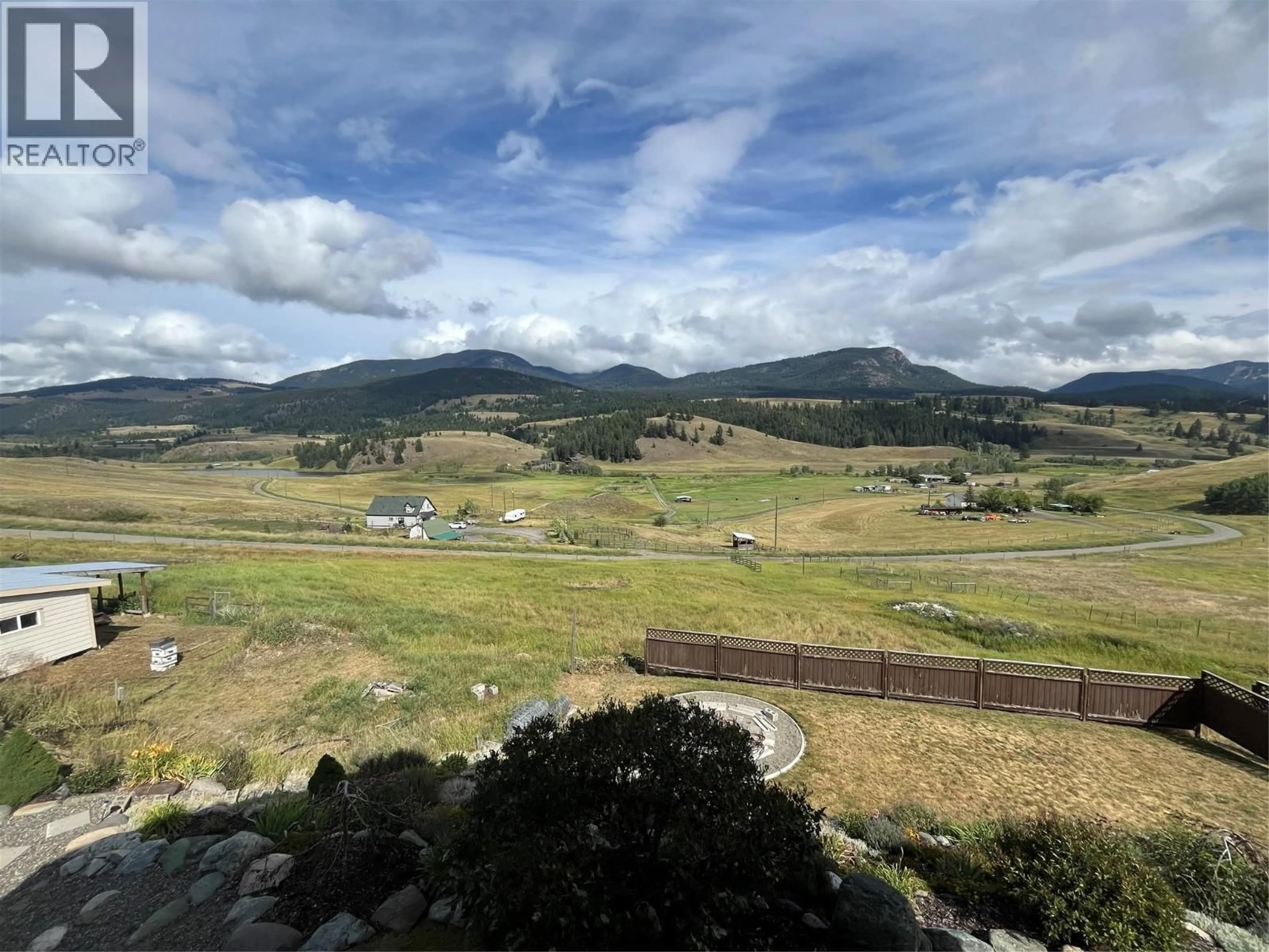 A pic from outside/outdoor area/front of a property/back of a property/a pic from drone, mountain view for 4425 STRAWBERRY HEIGHTS ROAD, Kamloops British Columbia V2H6C2
