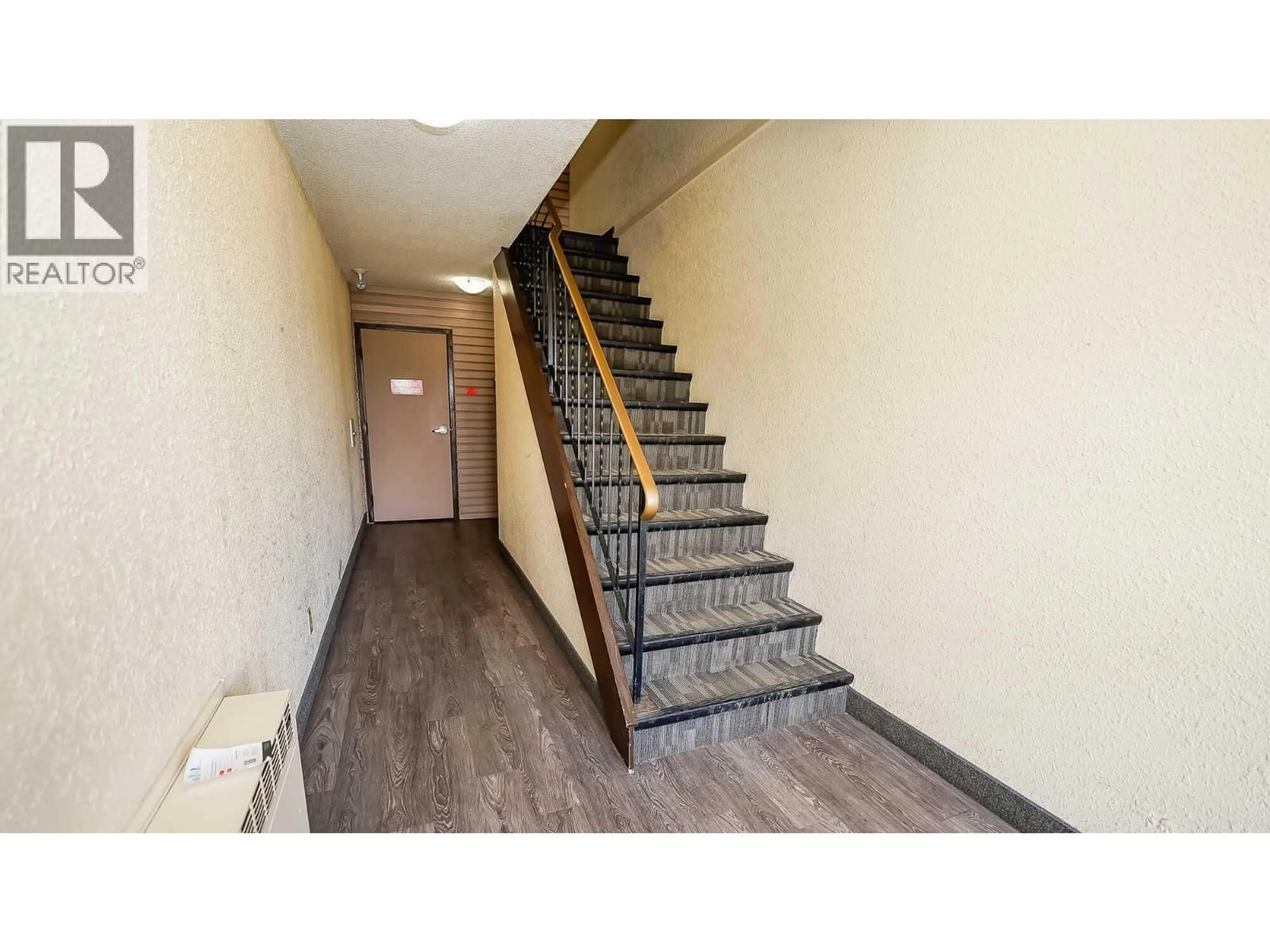 Unknown for 18 - 1595 SUMMIT DRIVE, Kamloops British Columbia V2C1E9