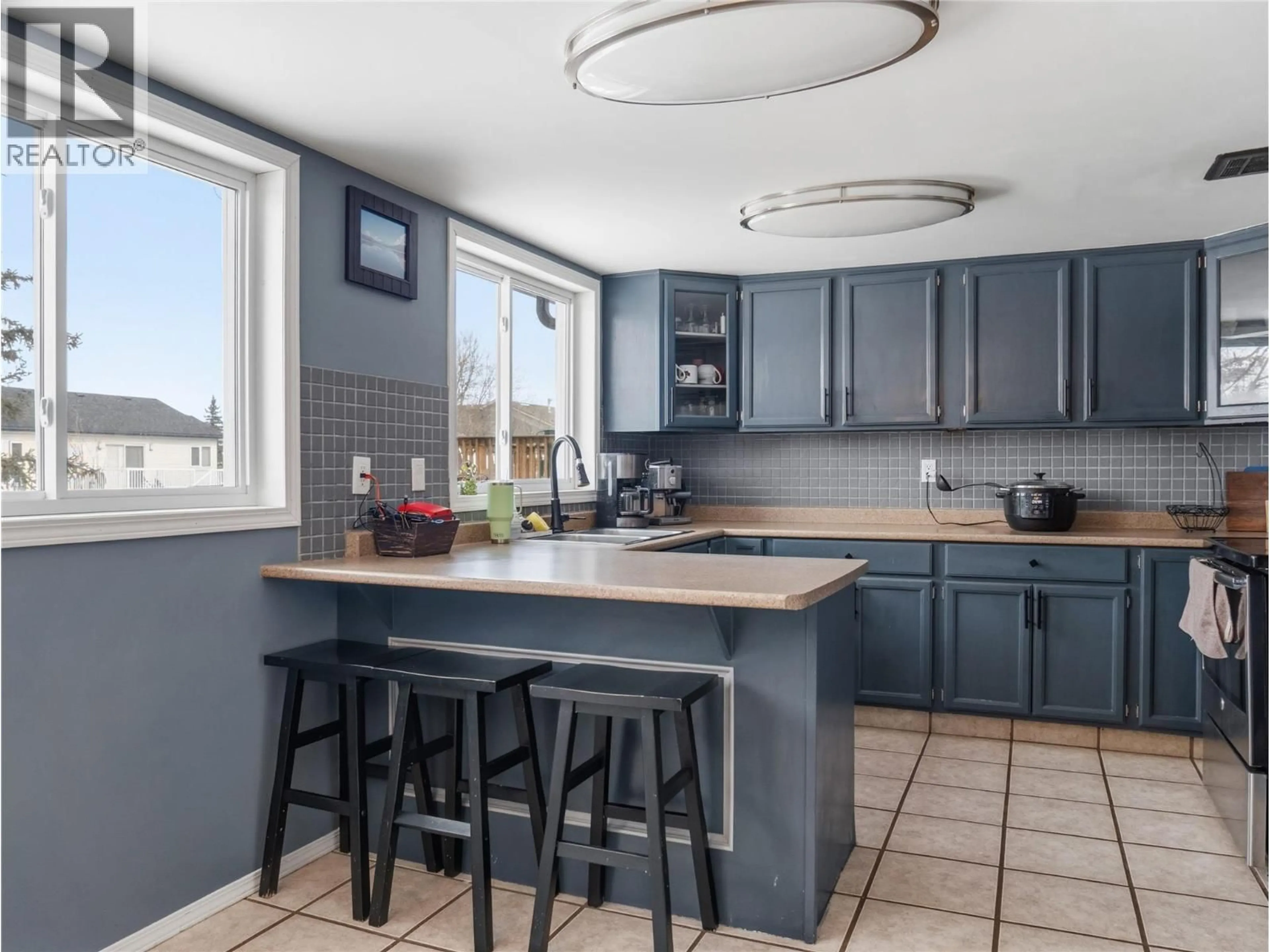 Open concept kitchen, unknown for 10718 CYPRUS COURT, Dawson Creek British Columbia V1G2N4