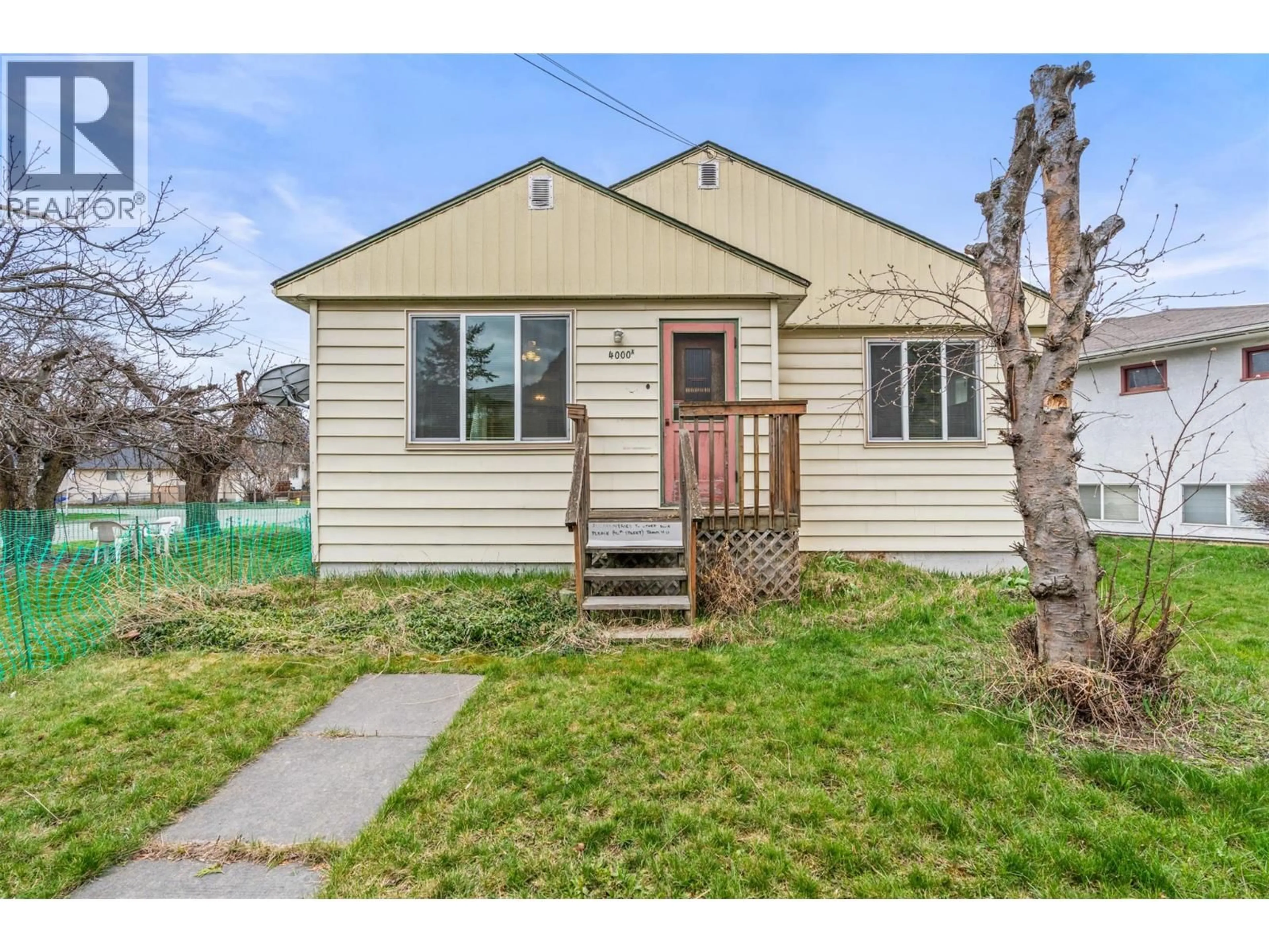 Home with vinyl exterior material, street for 4000A 30 AVENUE, Vernon British Columbia V1T2G3