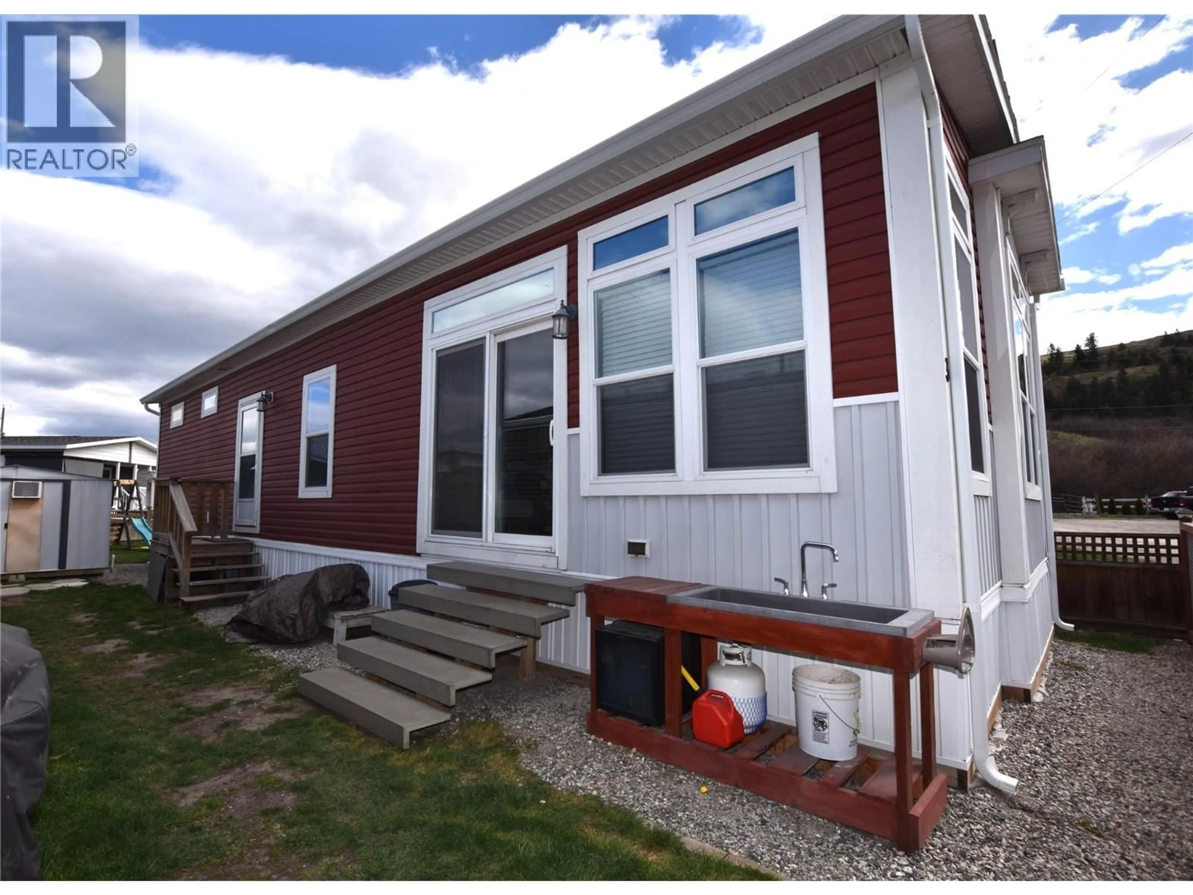 Home with vinyl exterior material, building for 3 - 65 ANTOINE ROAD, Vernon British Columbia V1H2A3