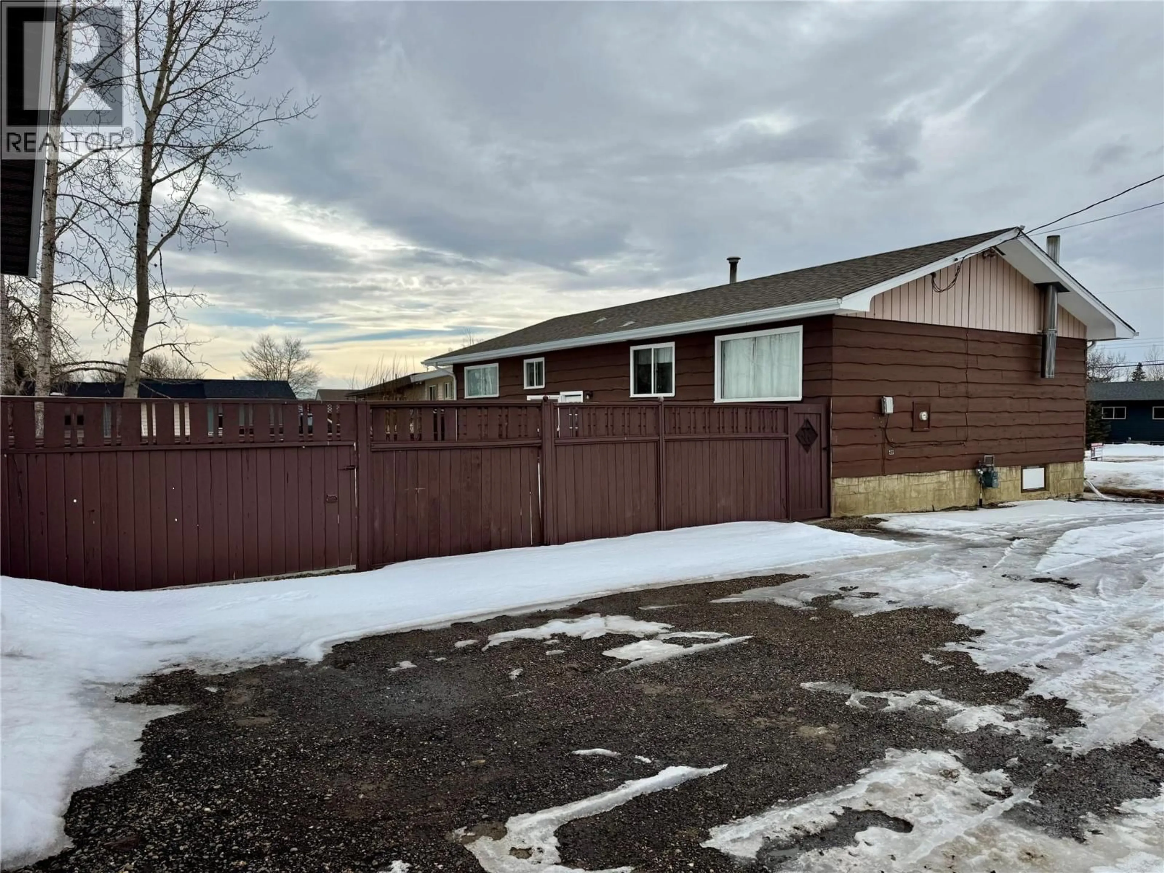 Unknown for 9308 RAVINE DRIVE, Dawson Creek British Columbia V1G3V6