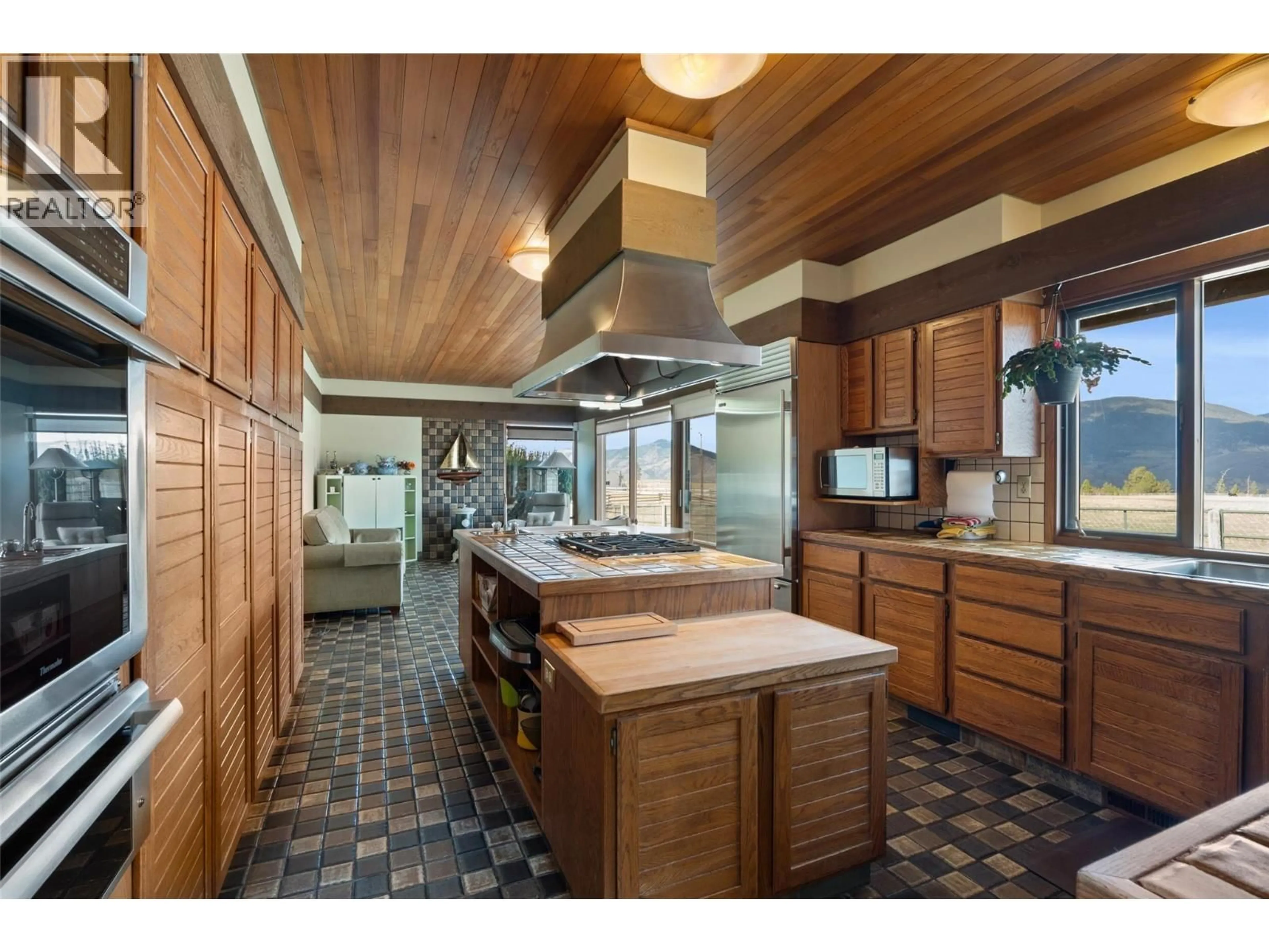 Unknown for 8140 BARNHARTVALE ROAD, Kamloops British Columbia V2C6W1