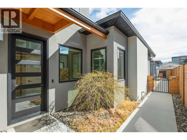 553 PATTERSON AVENUE, Kelowna 2