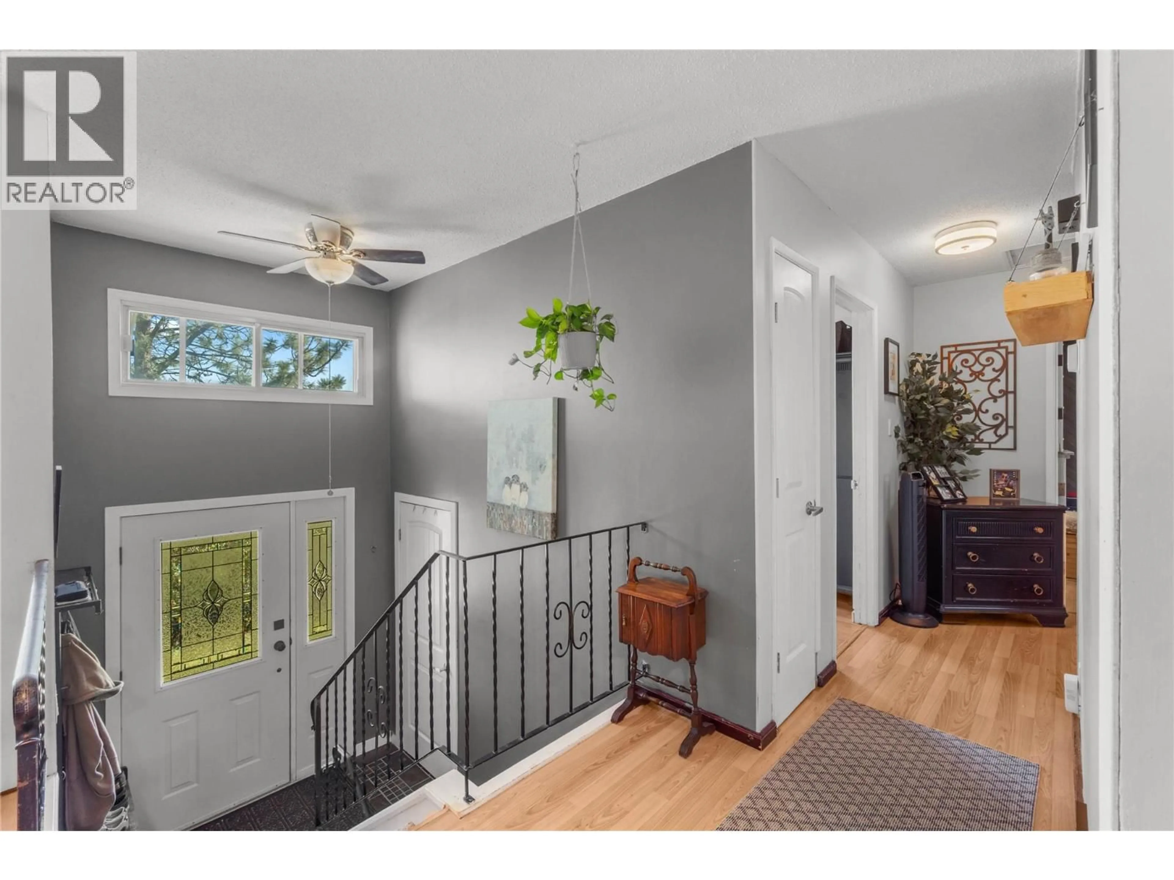 Indoor entryway for 1285 BELAIR DRIVE, Kamloops British Columbia V2C5G3