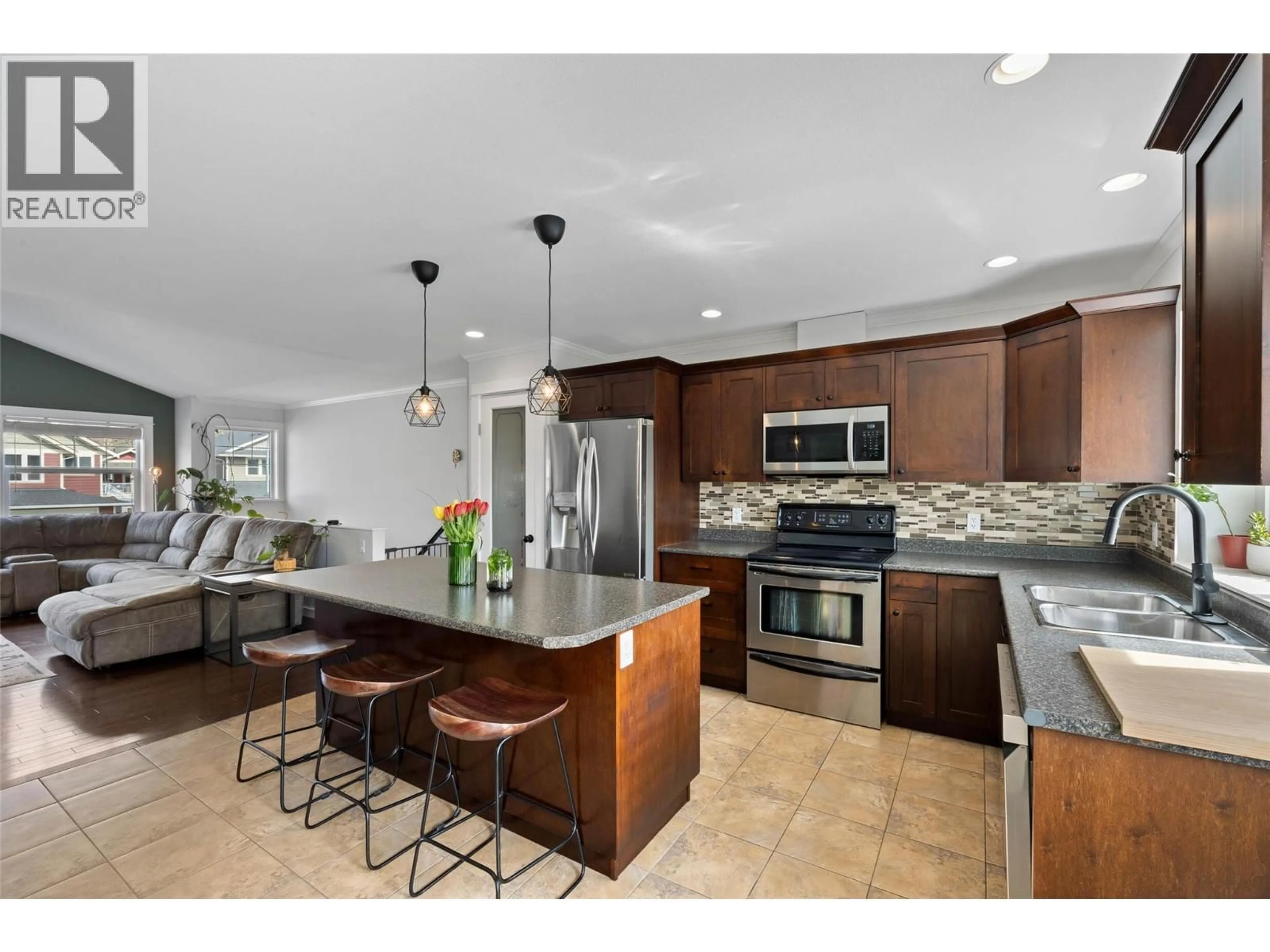 Open concept kitchen, ceramic/tile floor for 2647 ROSEWOOD AVENUE, Kamloops British Columbia V2B0C4