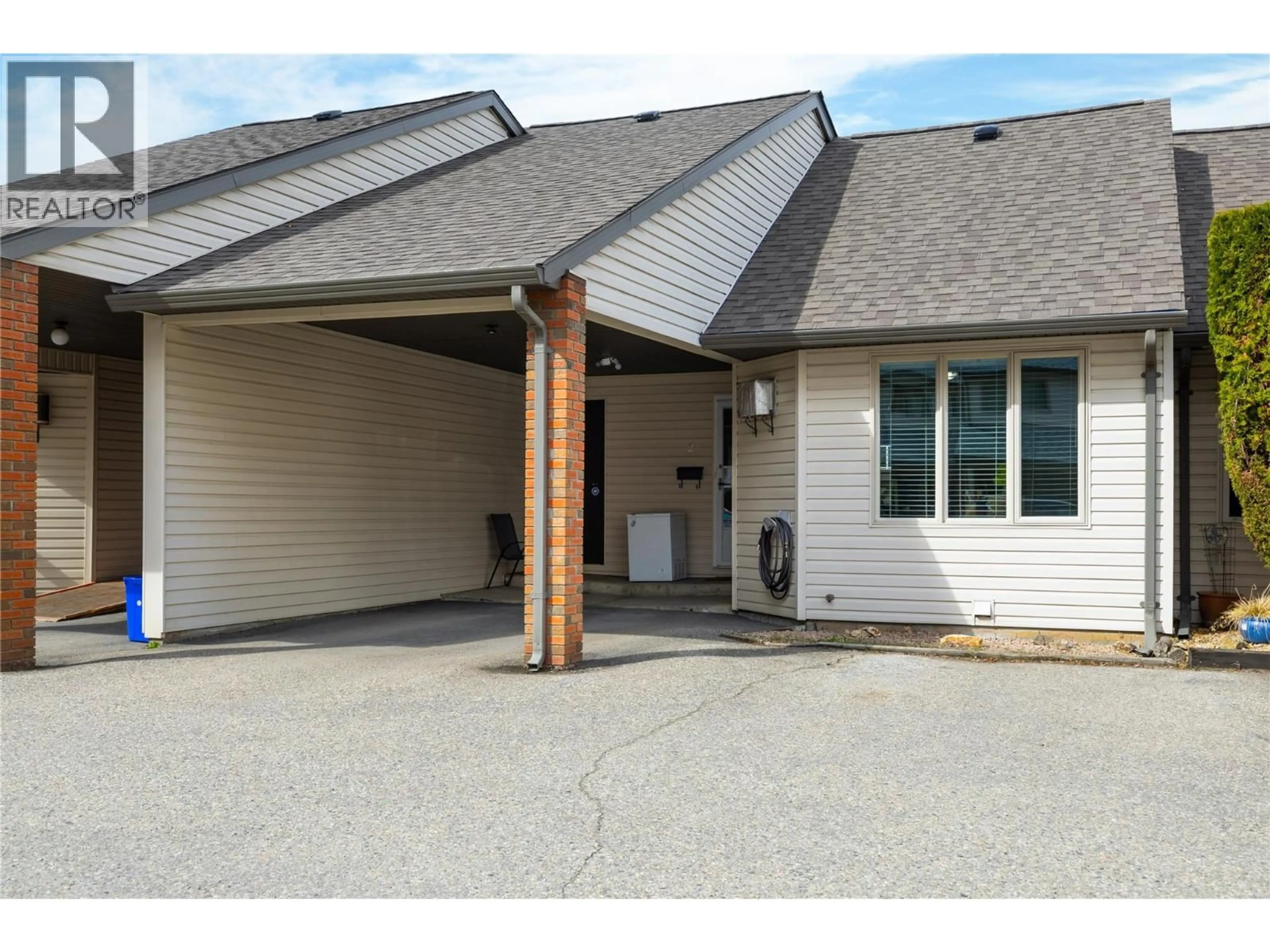 Unknown for 2 - 4004 24 AVENUE, Vernon British Columbia V1T1M4