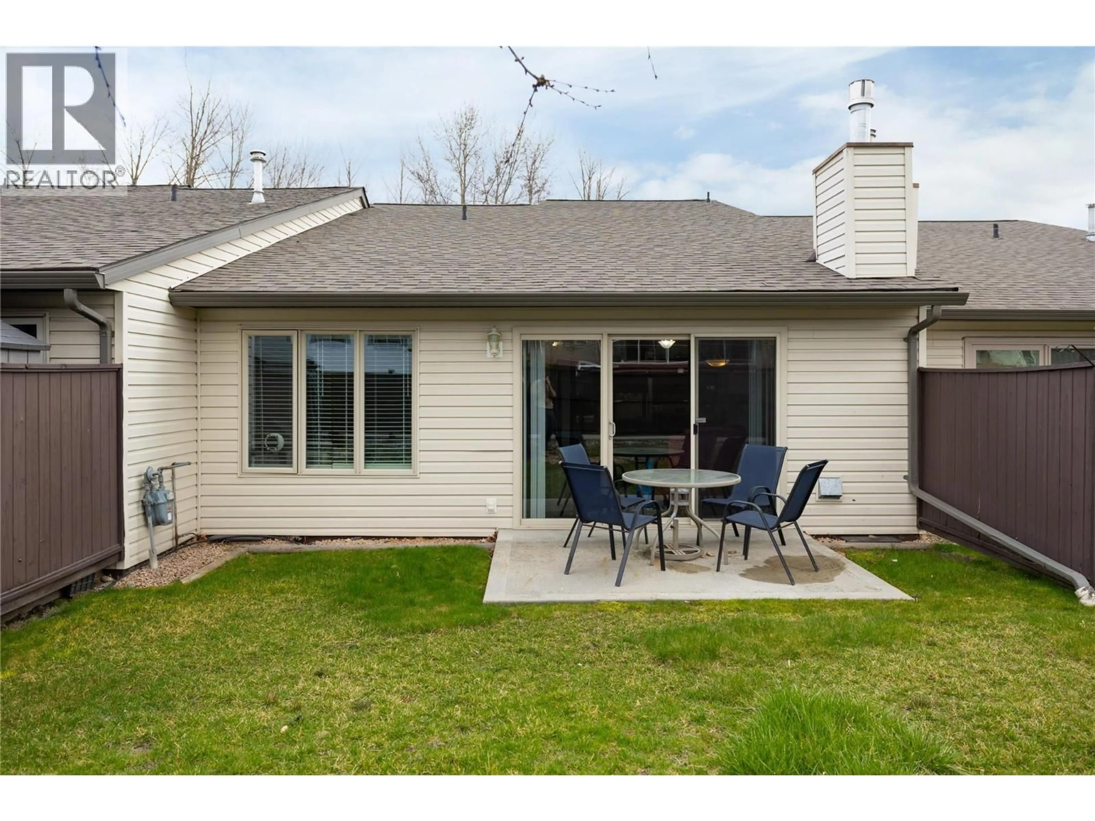 Patio, unknown for 2 - 4004 24 AVENUE, Vernon British Columbia V1T1M4