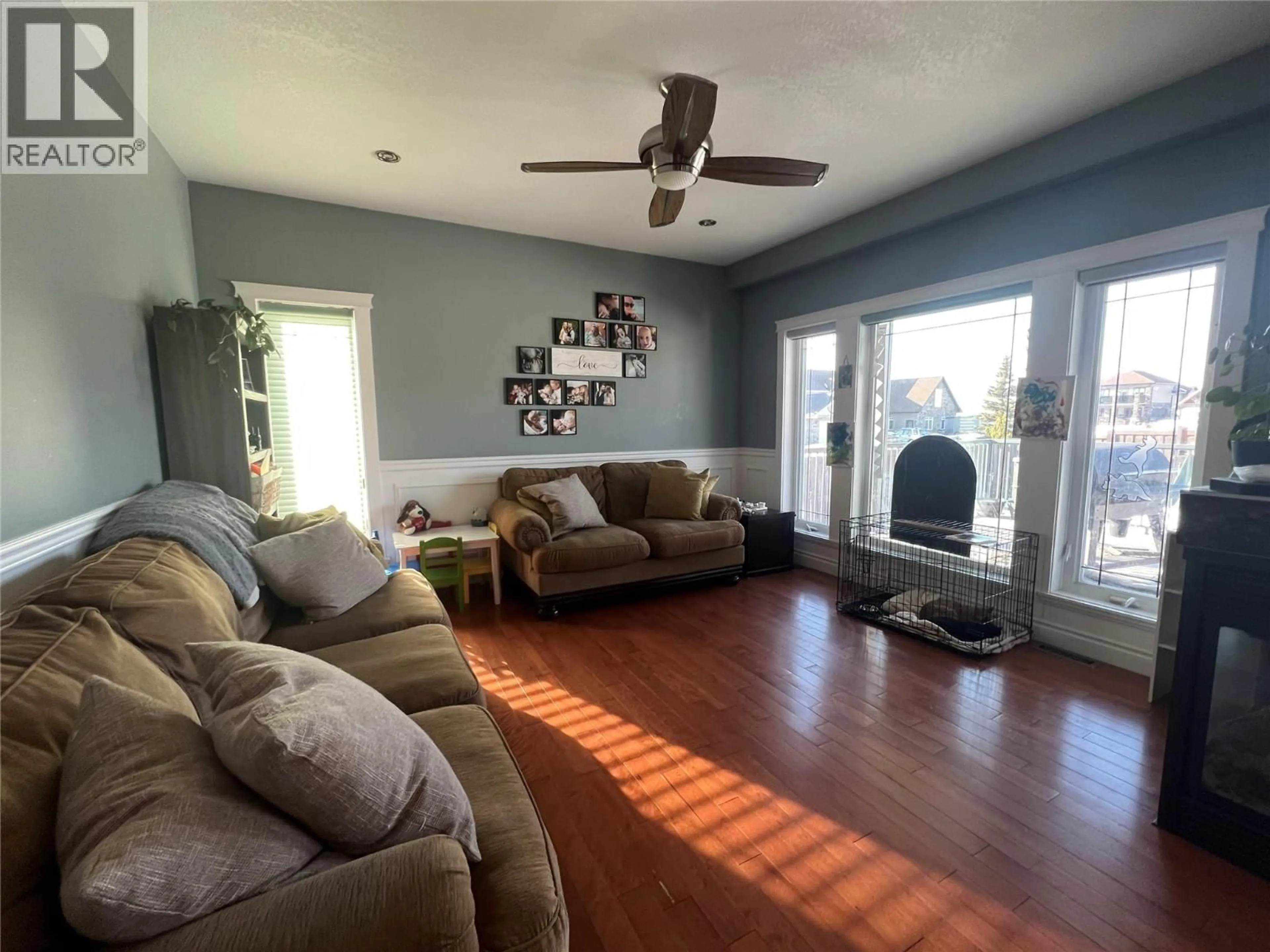 Living room with furniture, unknown for 1844 88 AVENUE, Dawson Creek British Columbia V1G0A6