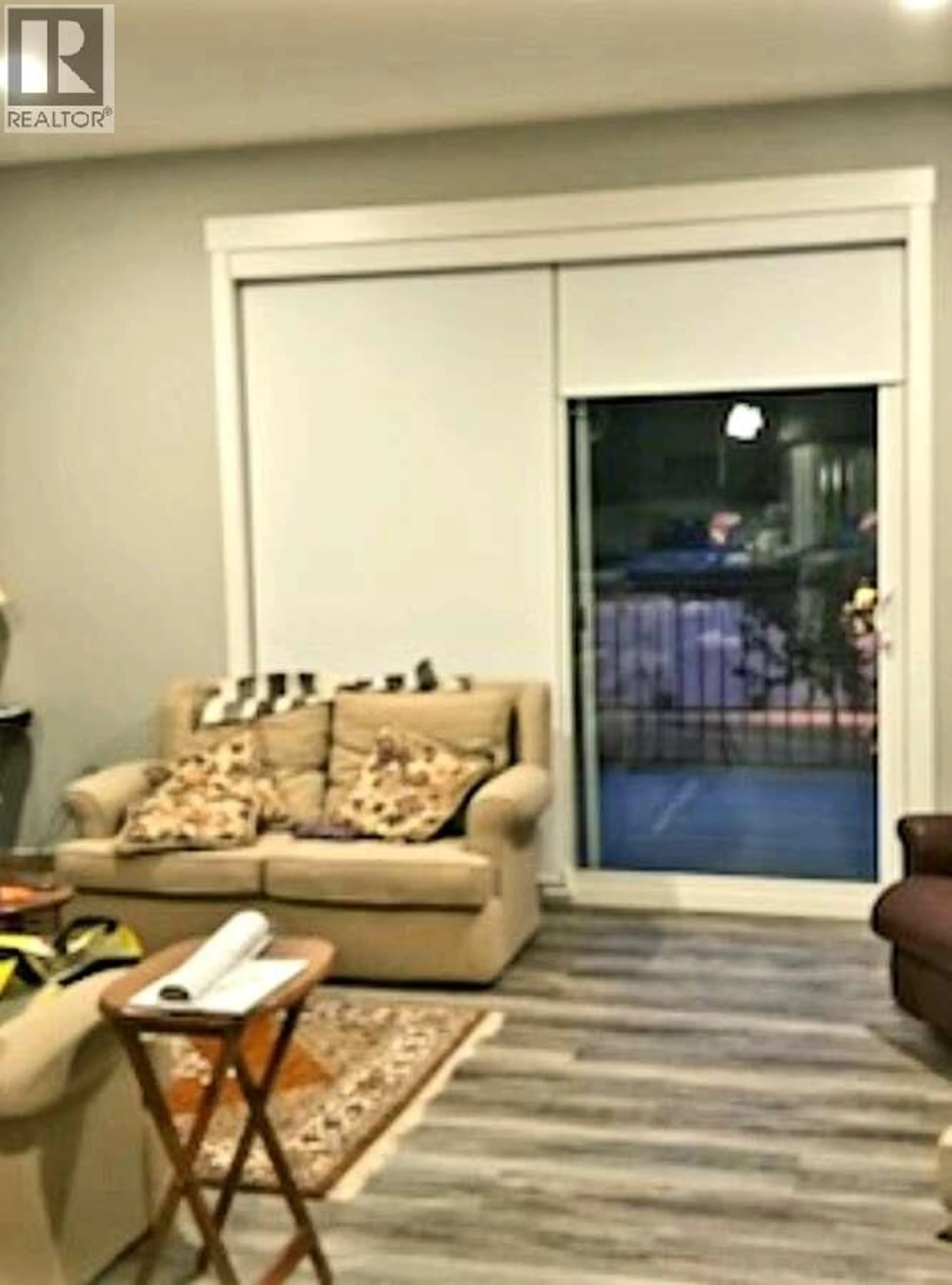 Living room with furniture, unknown for 2081 14 AVENUE SOUTHEAST, Salmon Arm British Columbia V1E2N2