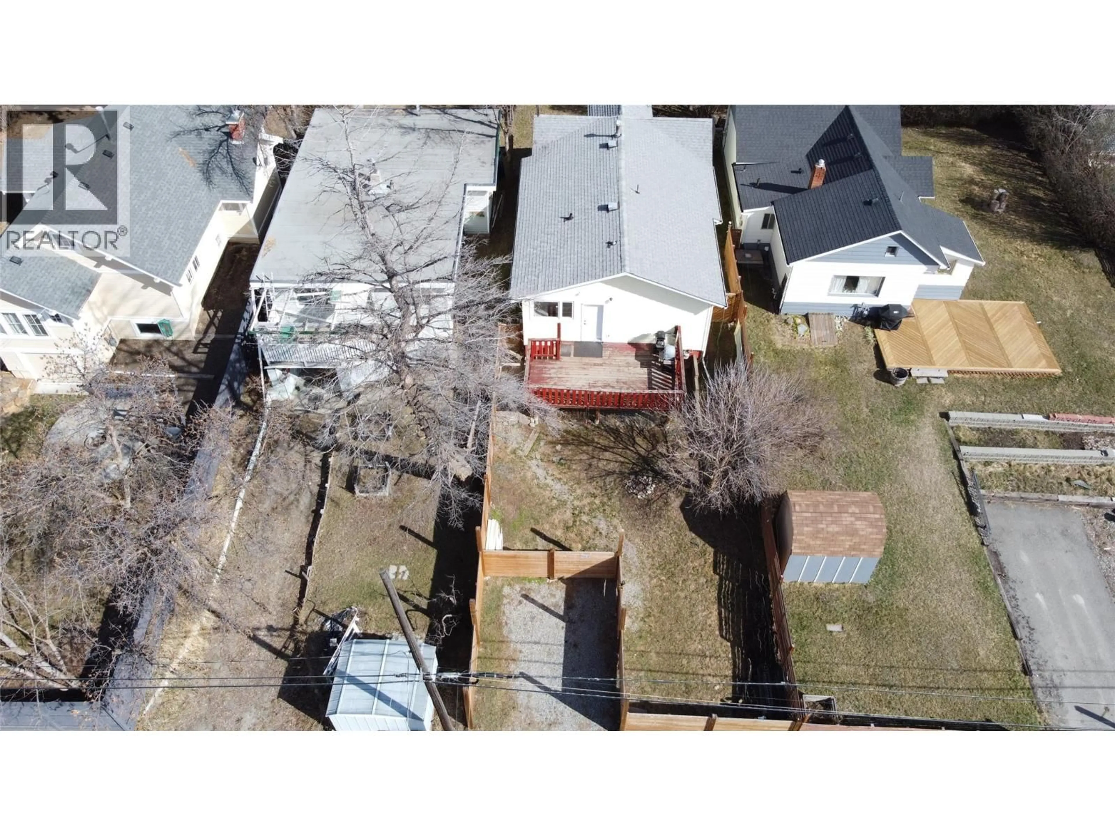 A pic from outside/outdoor area/front of a property/back of a property/a pic from drone, street for 225 16 AVENUE SOUTH, Cranbrook British Columbia V1C2Z5