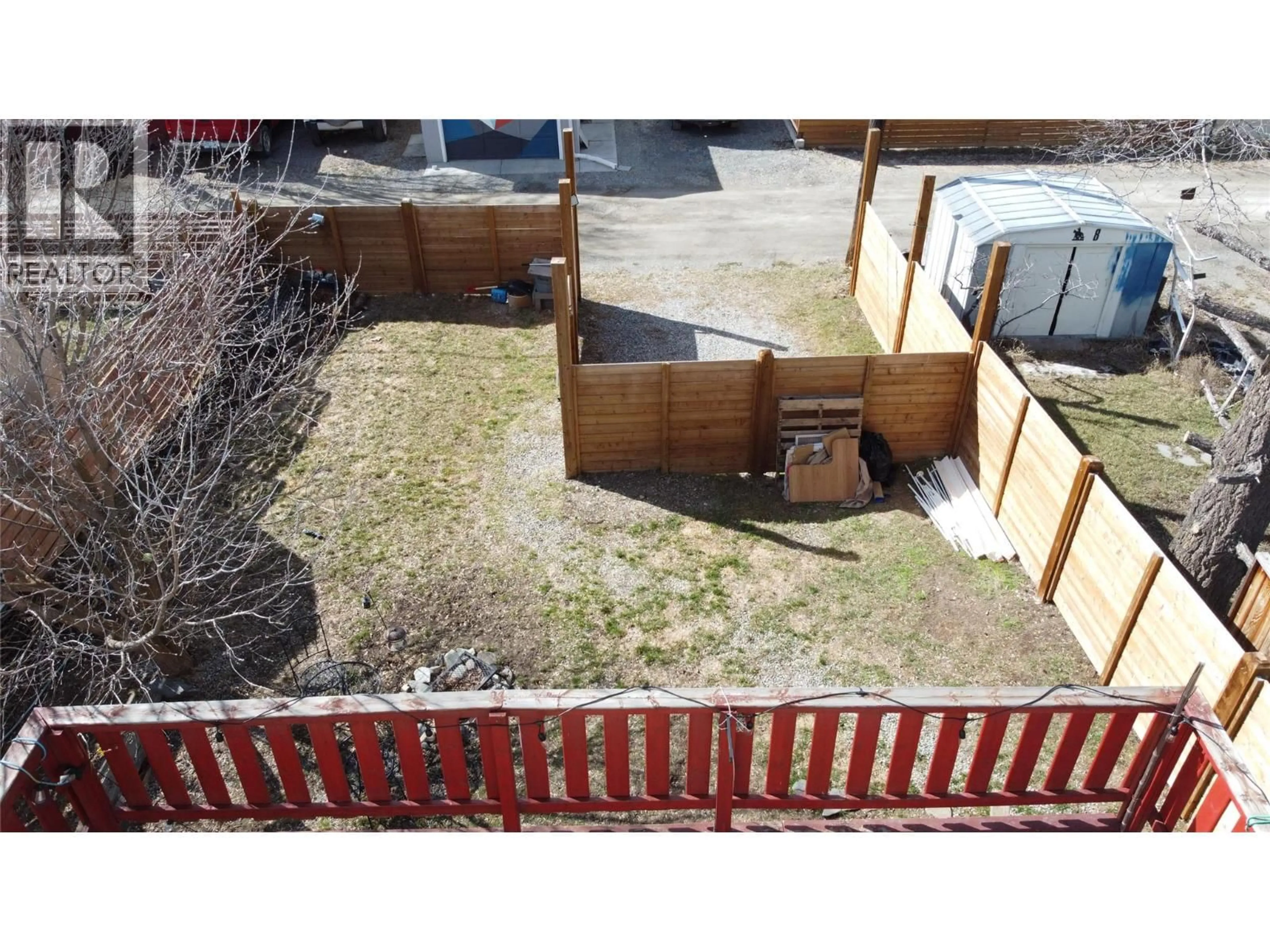 A pic from outside/outdoor area/front of a property/back of a property/a pic from drone, street for 225 16 AVENUE SOUTH, Cranbrook British Columbia V1C2Z5