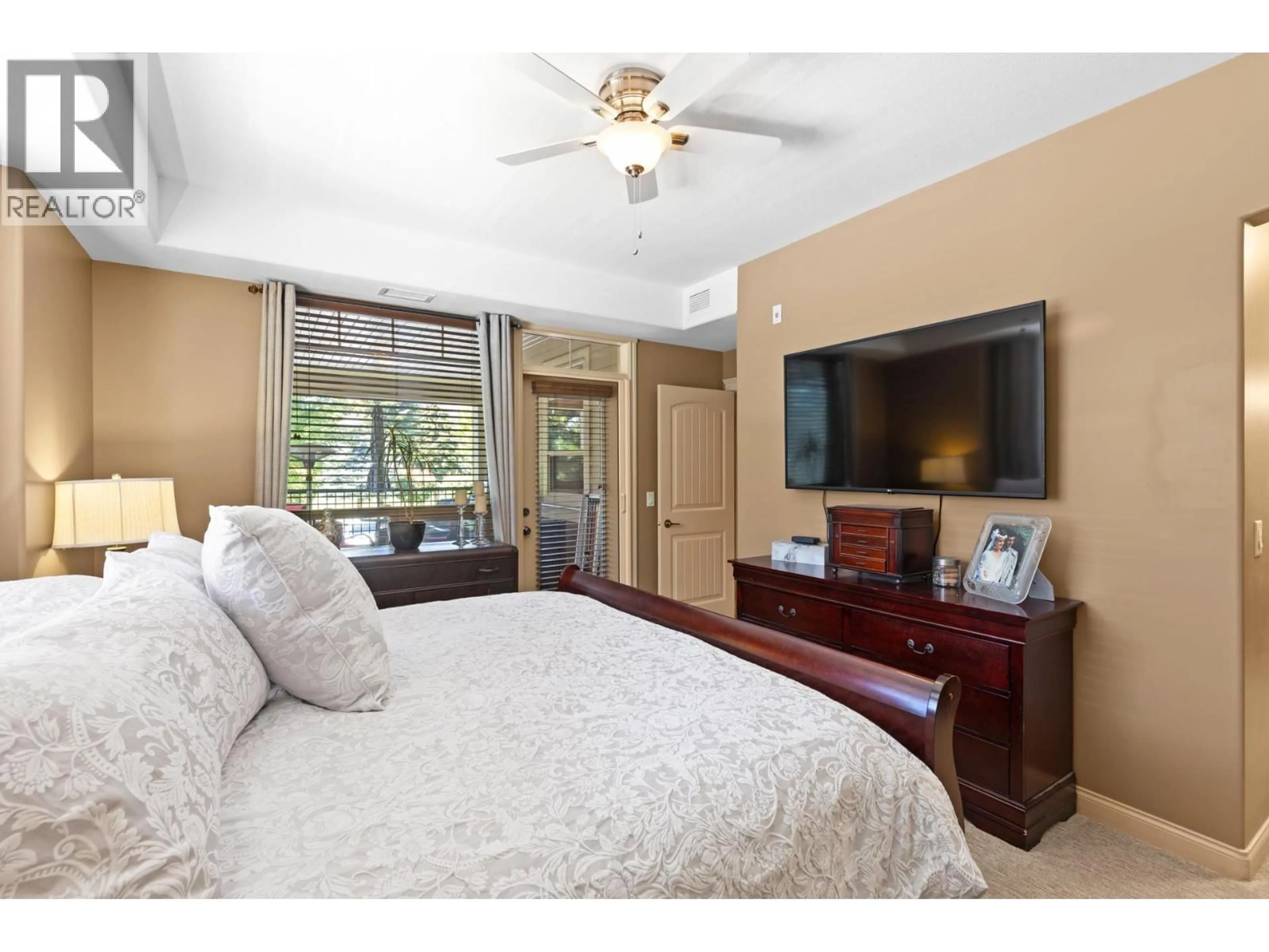 Bedroom with bed, unknown for 110 - 2760 AUBURN ROAD, West Kelowna British Columbia V4T4C2