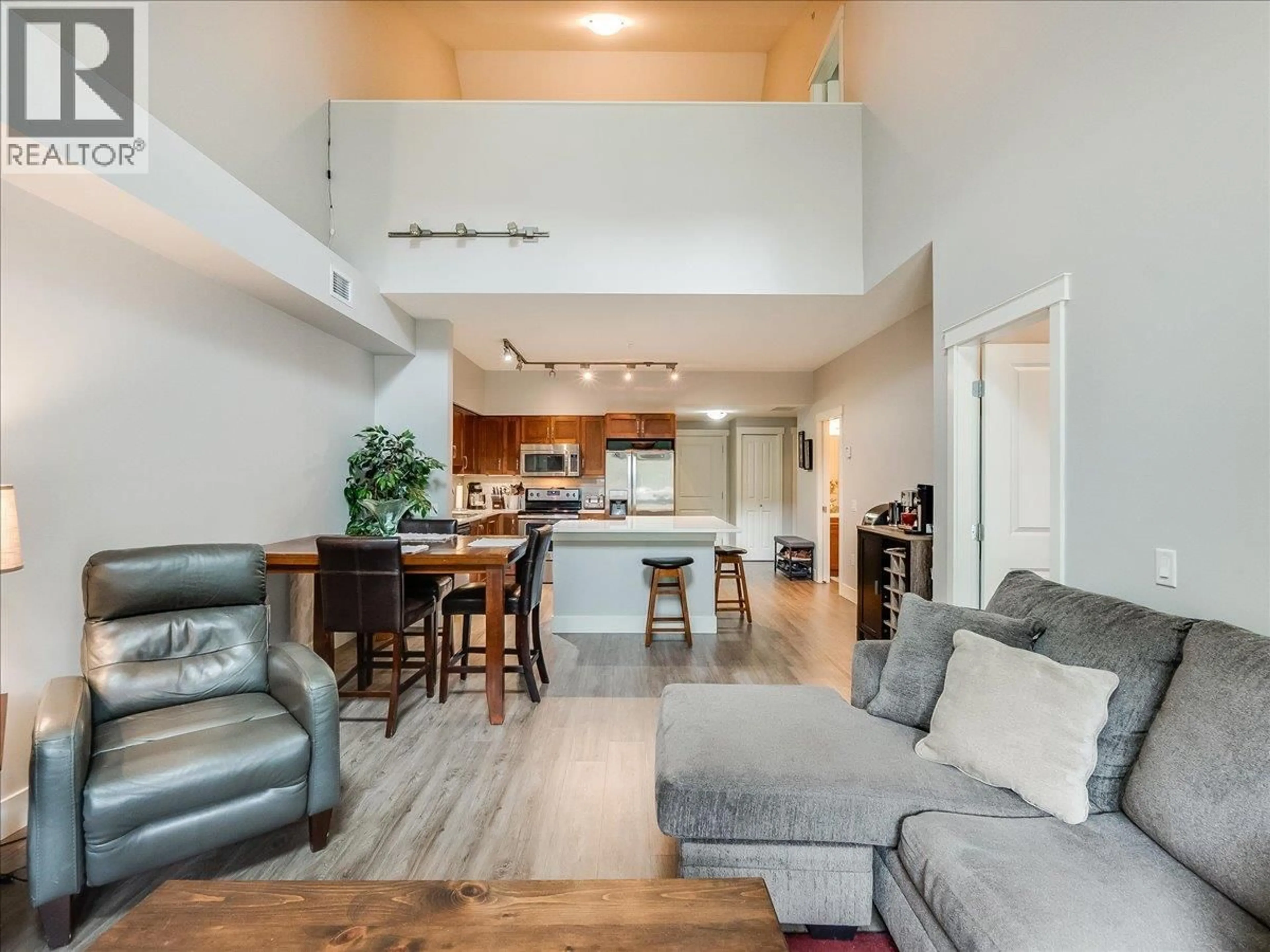 Living room with furniture, unknown for 314 - 5570 BROADWATER ROAD, Castlegar British Columbia V1N0A1