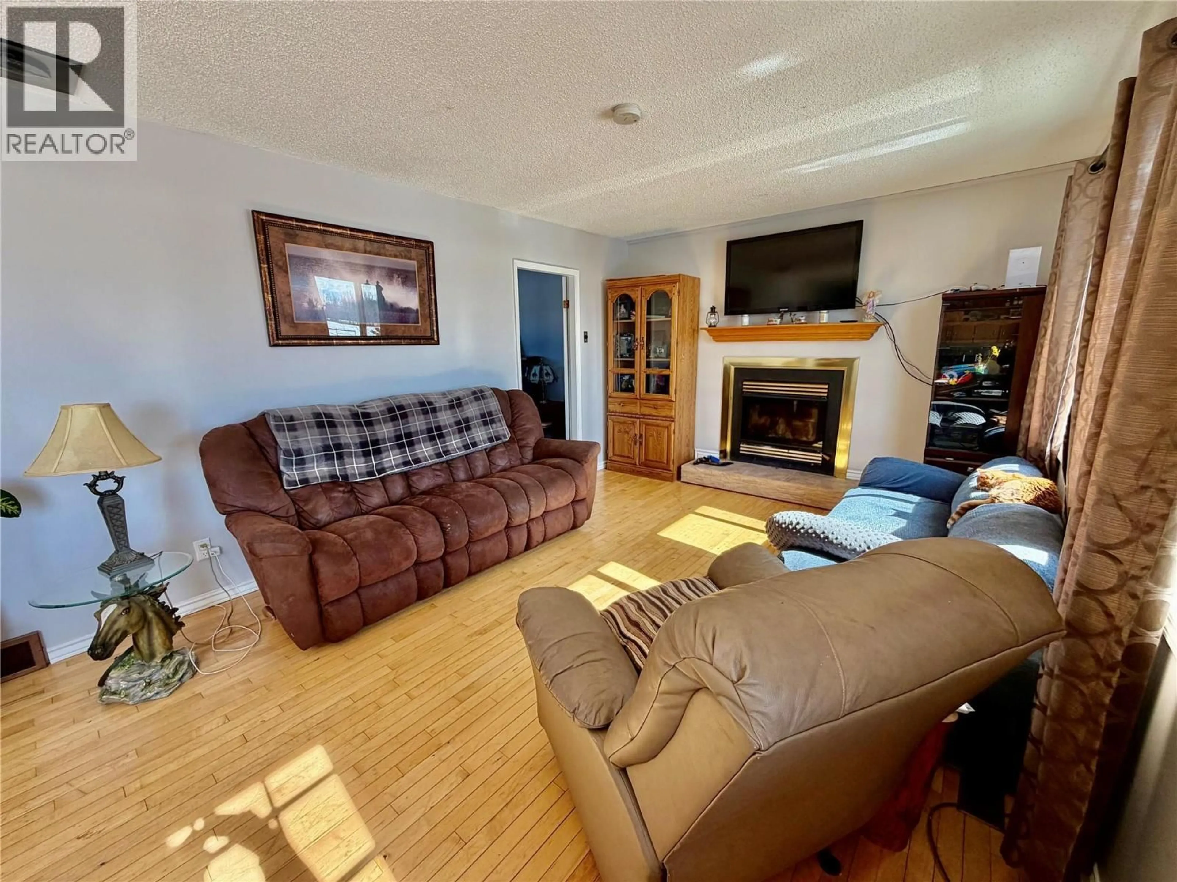 Living room with furniture, unknown for 15051 OLD EDMONTON HIGHWAY, Dawson Creek British Columbia V0C2C0