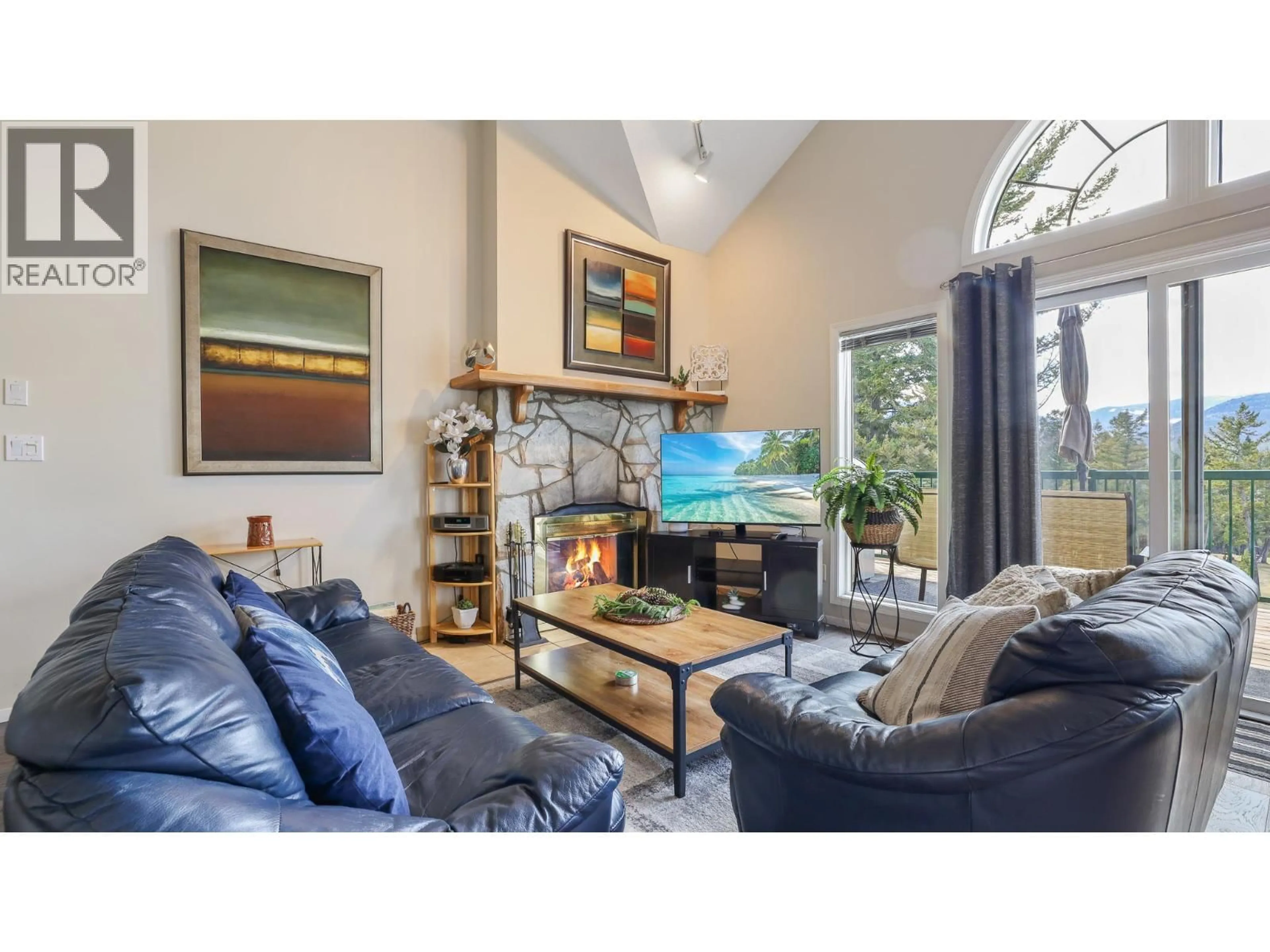 Living room with furniture, unknown for 301 - 5155 FAIRWAY DRIVE, Fairmont Hot Springs British Columbia V0B1L0