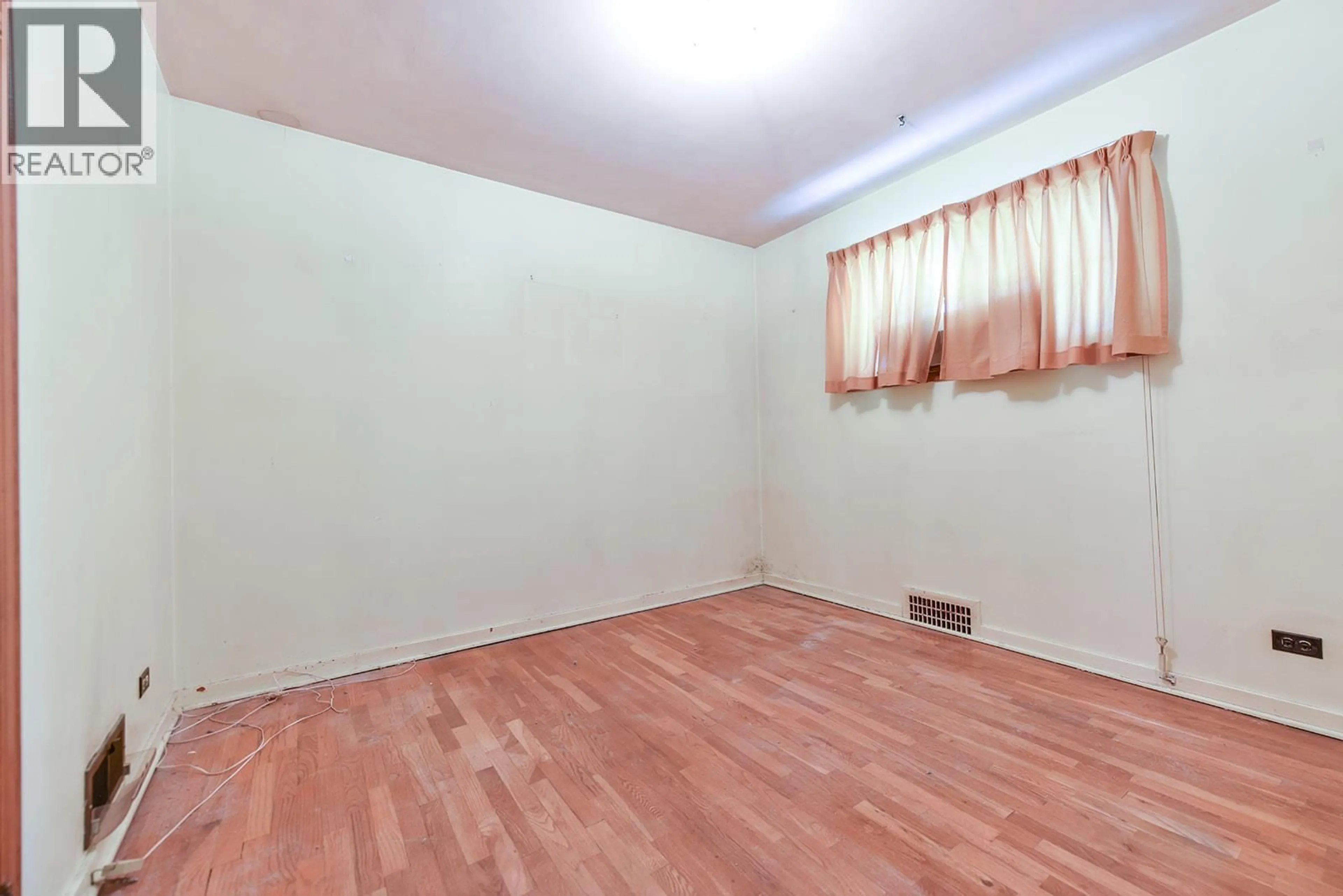 A pic of a room for 130 JERMYN AVENUE, Penticton British Columbia V2A2E1