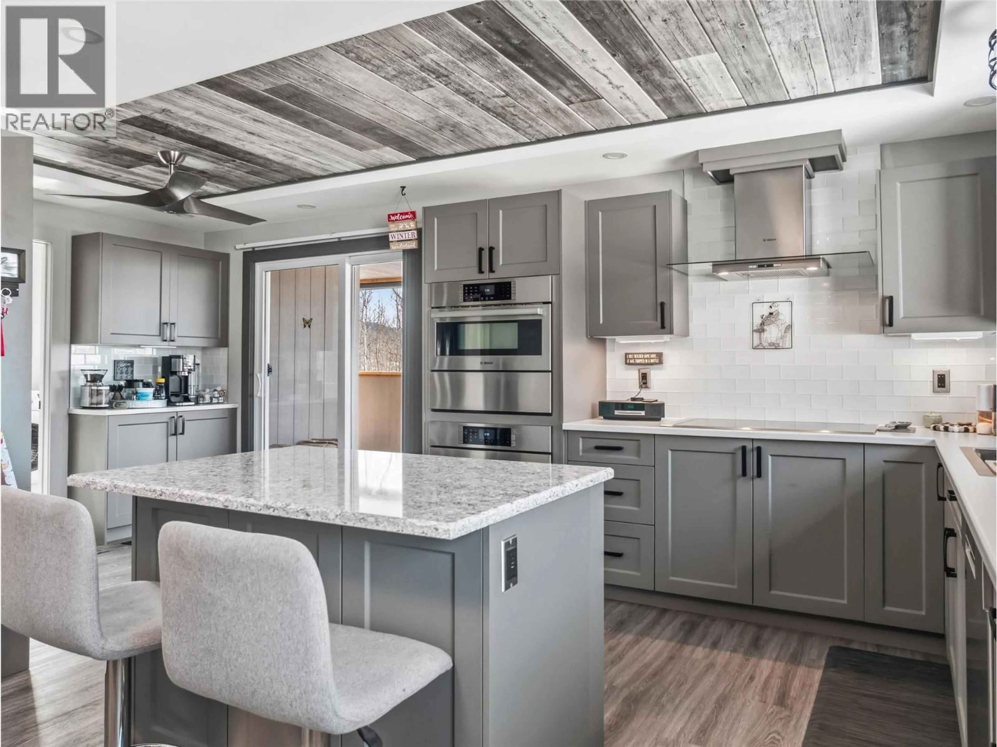 Contemporary kitchen, unknown for 13323 TORVAN OTHER, Dawson Creek British Columbia V1G0C2