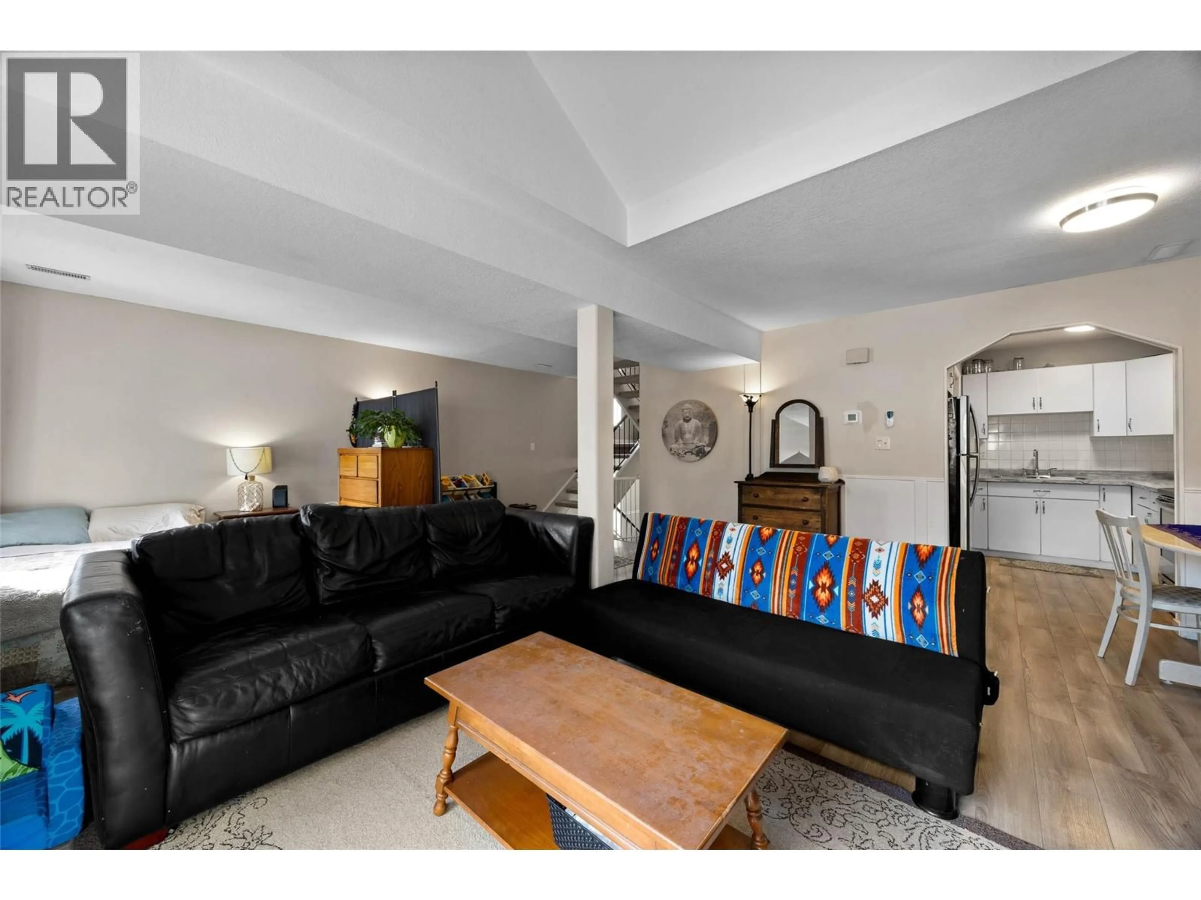 Living room with furniture, unknown for 54 - 1435 SUMMIT DRIVE, Kamloops British Columbia V2E1S4