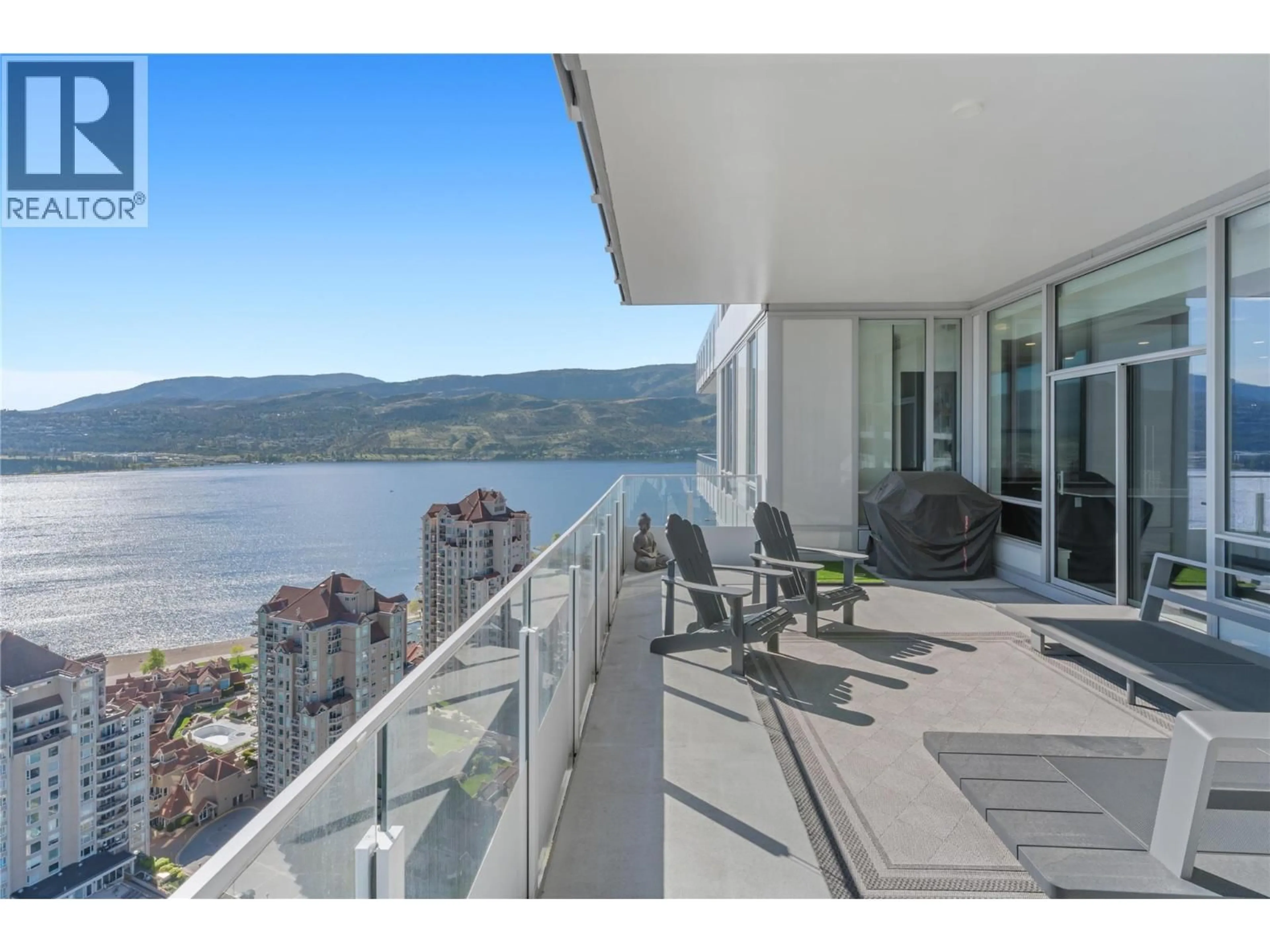 Balcony in the apartment, water/lake/river/ocean view for 2802 - 1181 SUNSET DRIVE, Kelowna British Columbia V1Y0L4