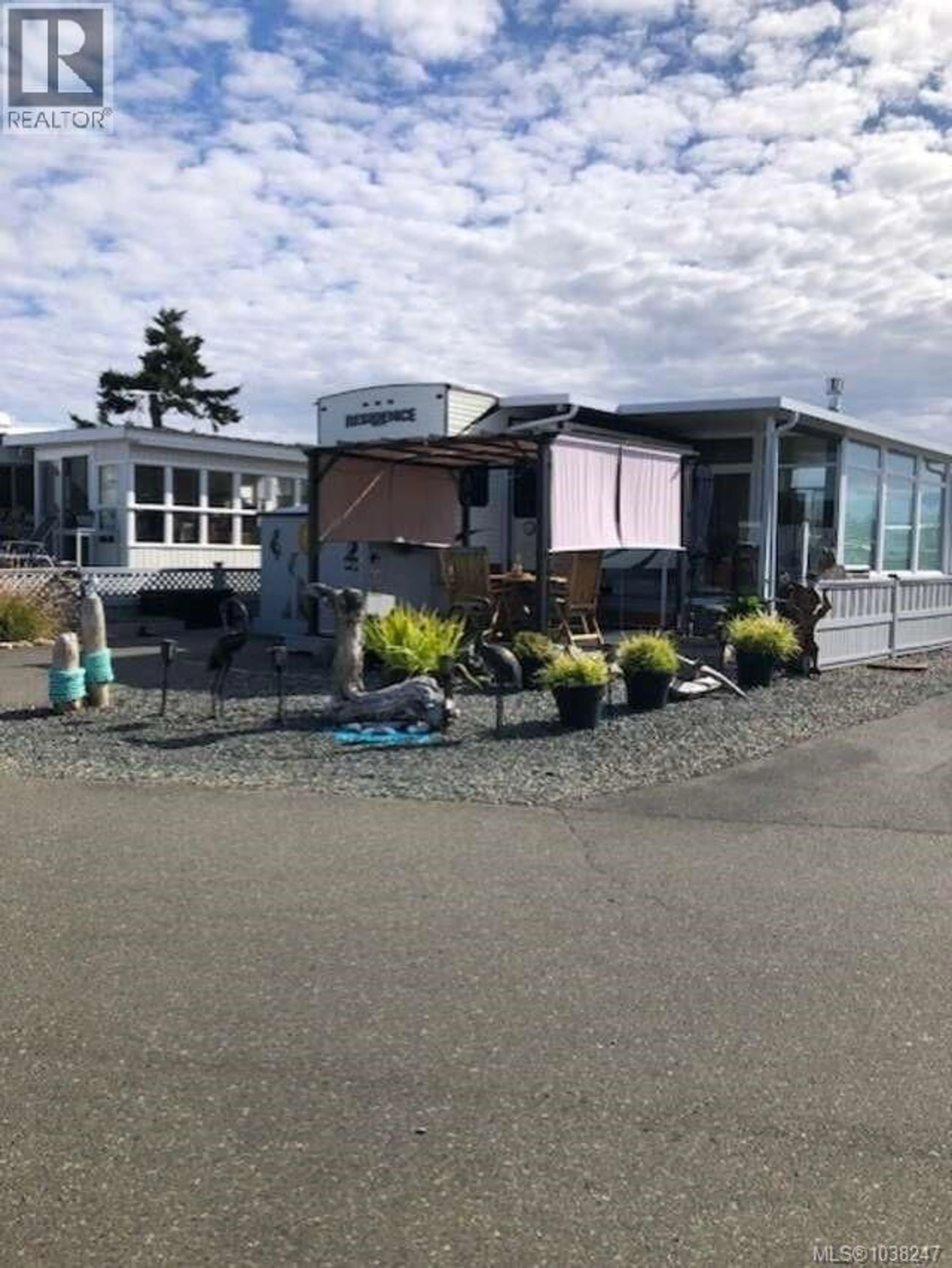 A pic from outside/outdoor area/front of a property/back of a property/a pic from drone, street for 388 - 200 CORFIELD STREET, Parksville British Columbia V9P2H5