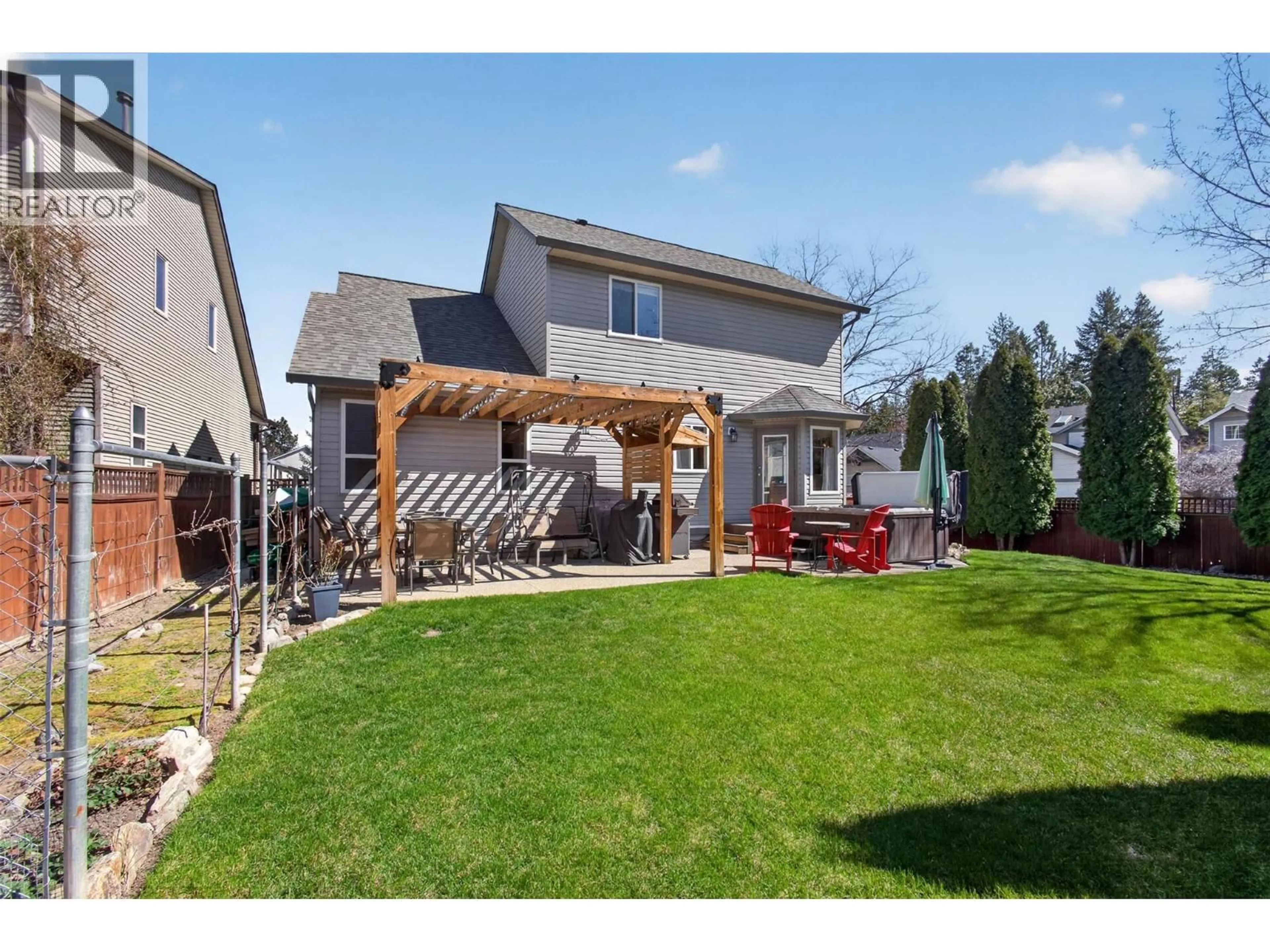 Patio, street for 2097 ROSE ANNE COURT, West Kelowna British Columbia V1Z4A3